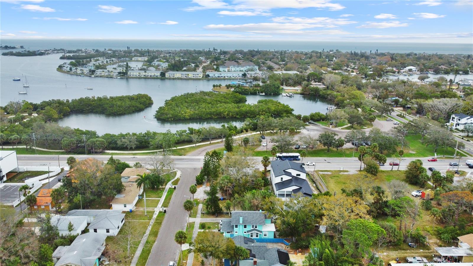 TB8481678 Property Photo