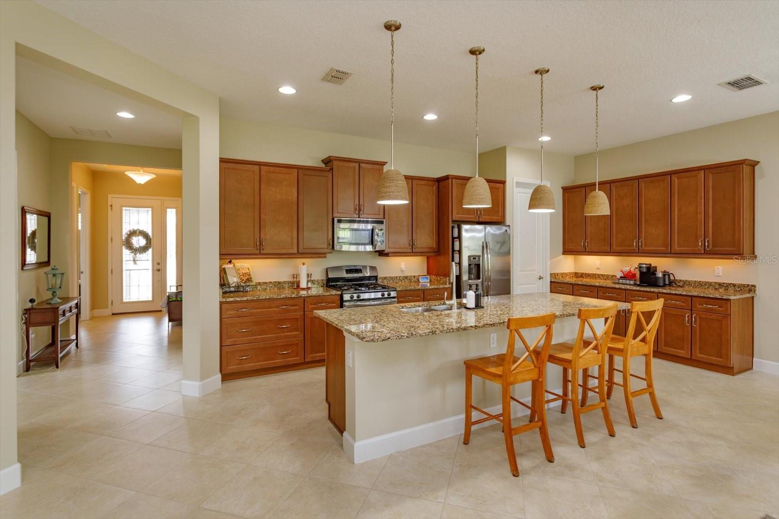 1634 VICTORIA GARDENS DR, DELAND, FL, 32724