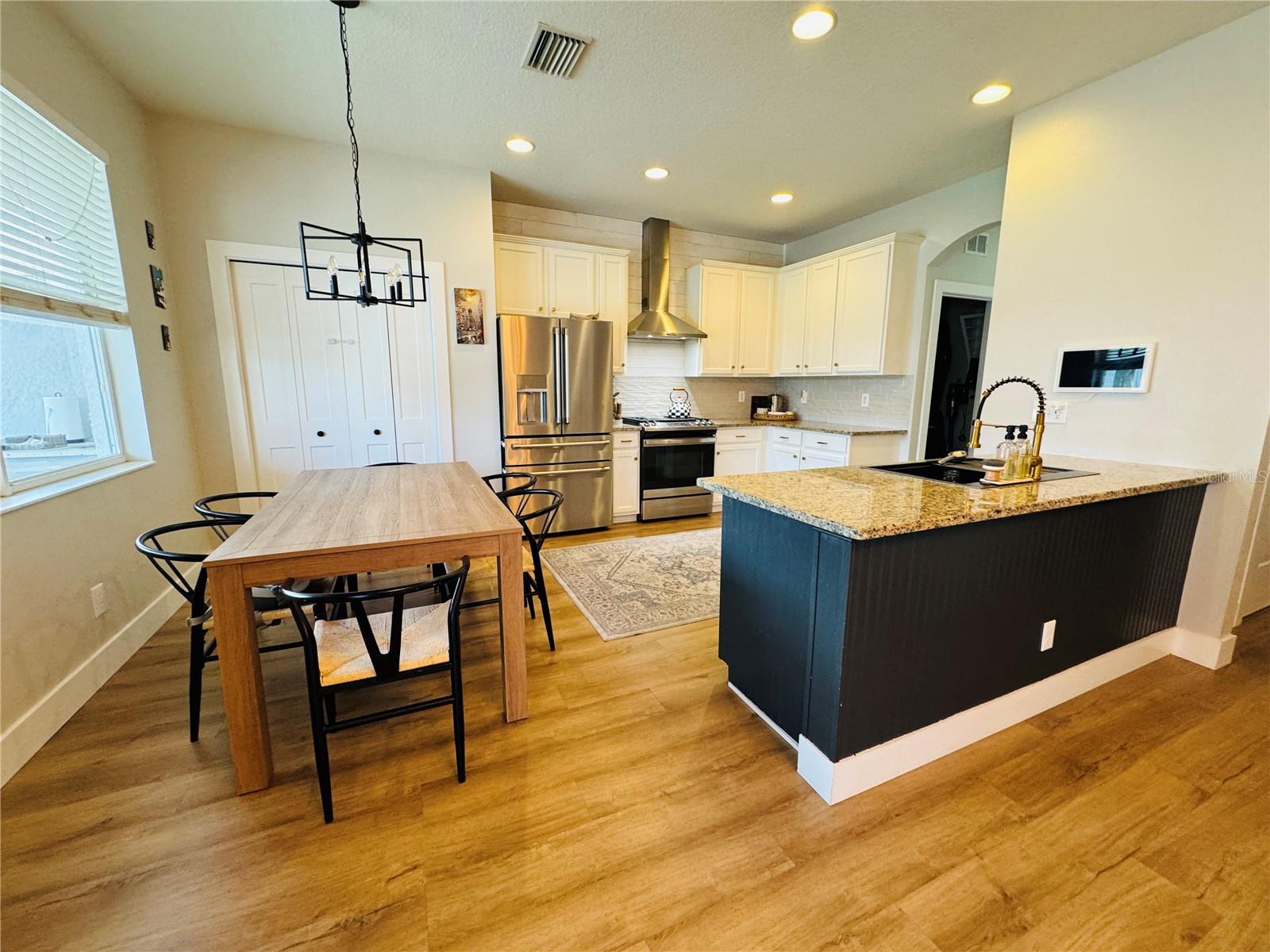 15207 SEAROBBIN DR, LAKEWOOD RANCH, FL, 34202