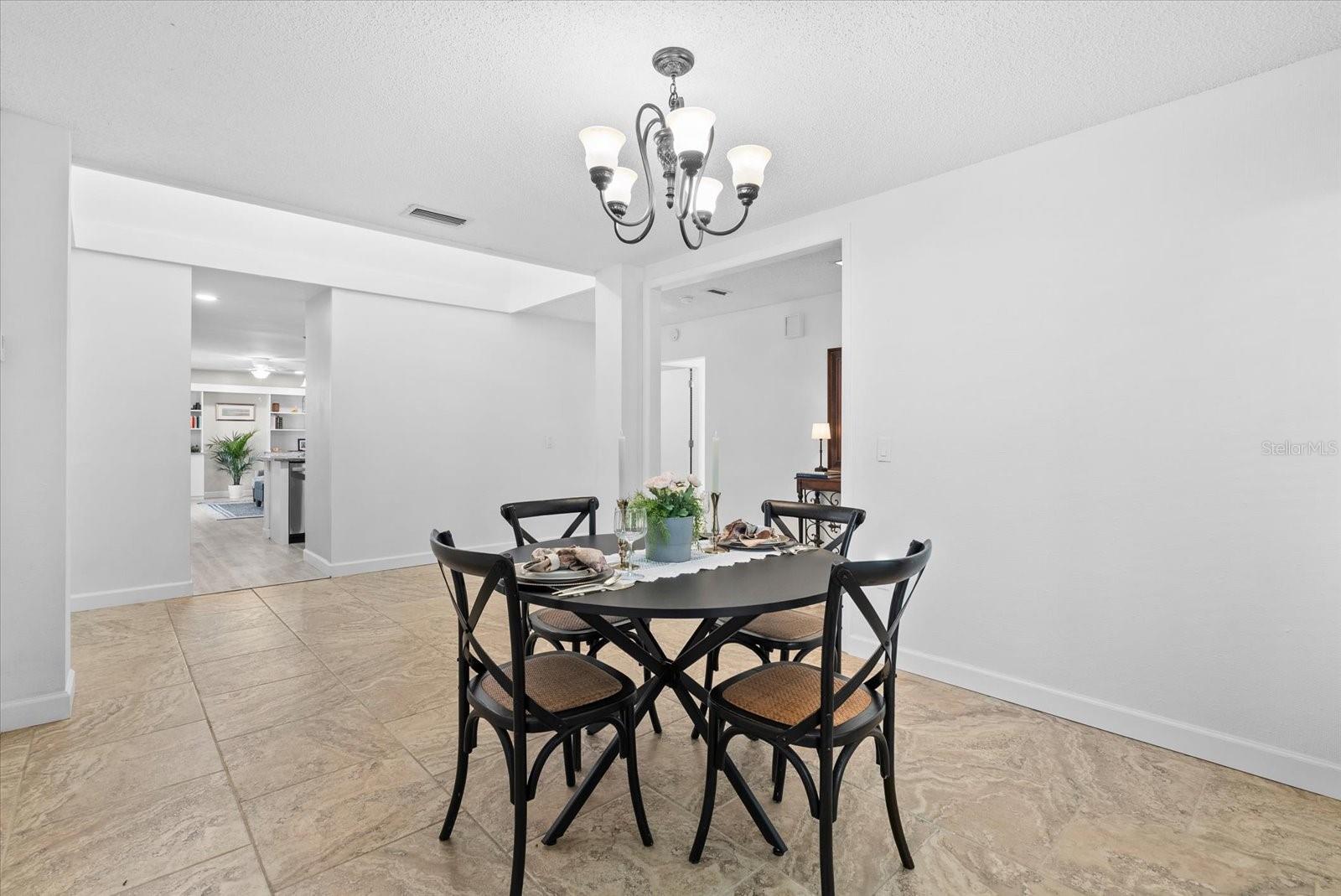 6304 SUN EAGLE LN #19B, BRADENTON, FL, 34210