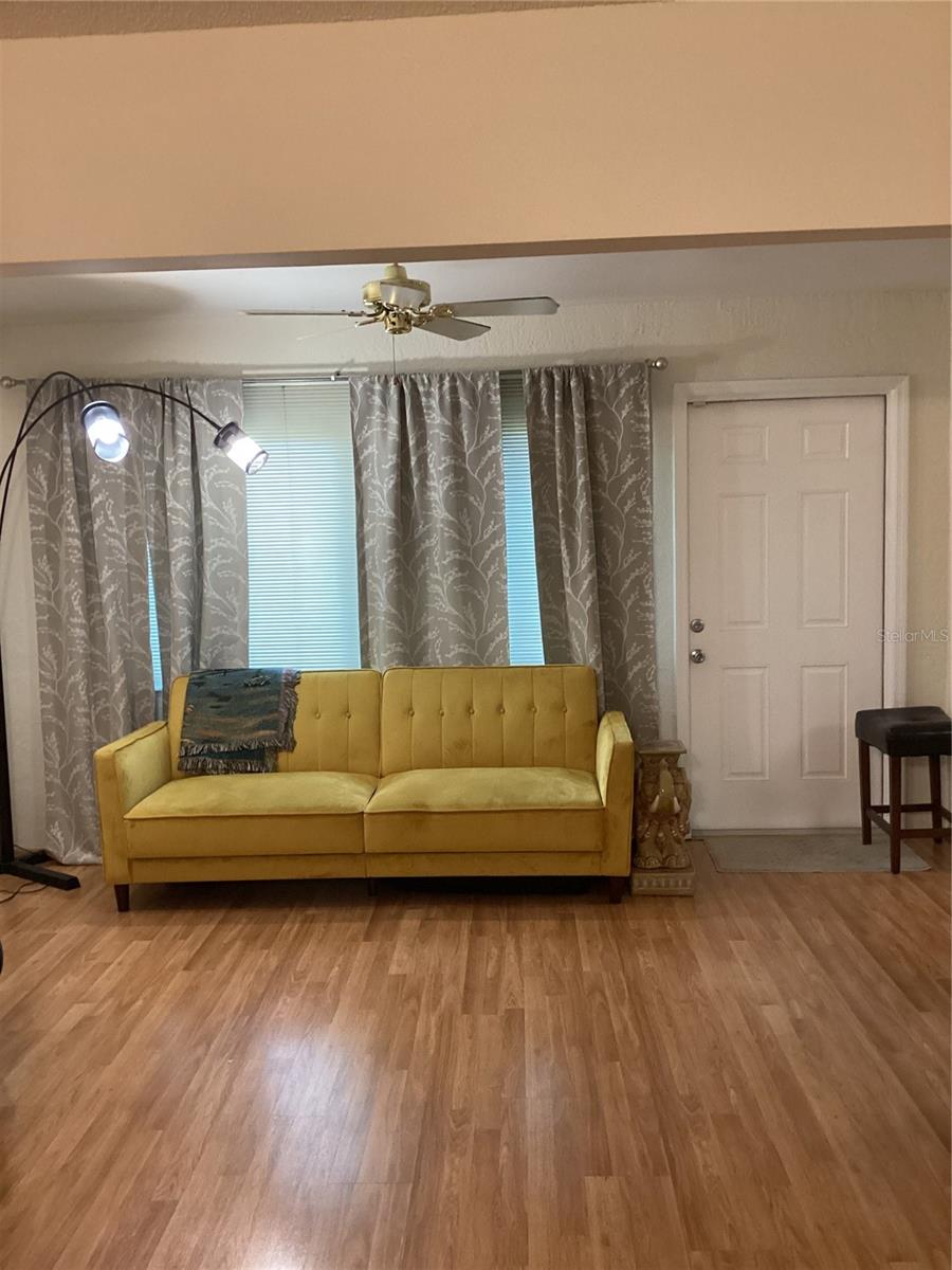 2512 LANCASTER DR #2512, SUN CITY CENTER, FL, 33573