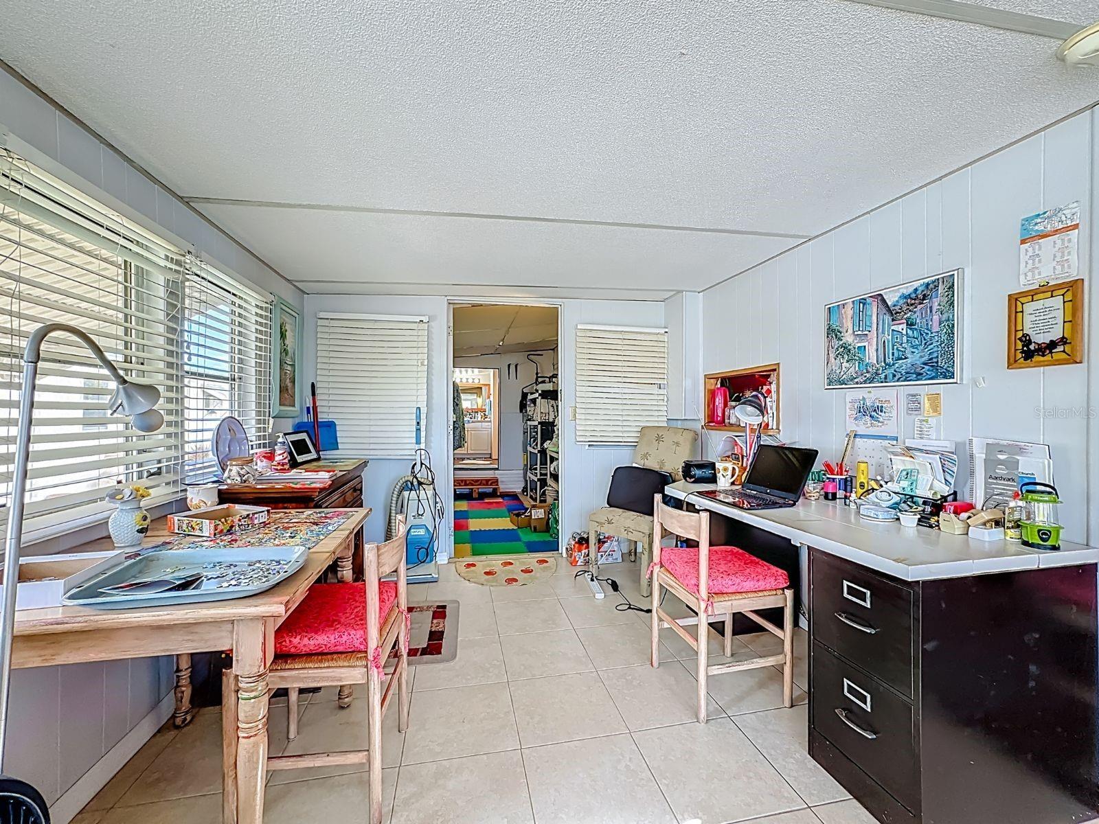 411 TROPIC DR W, PALMETTO, FL, 34221