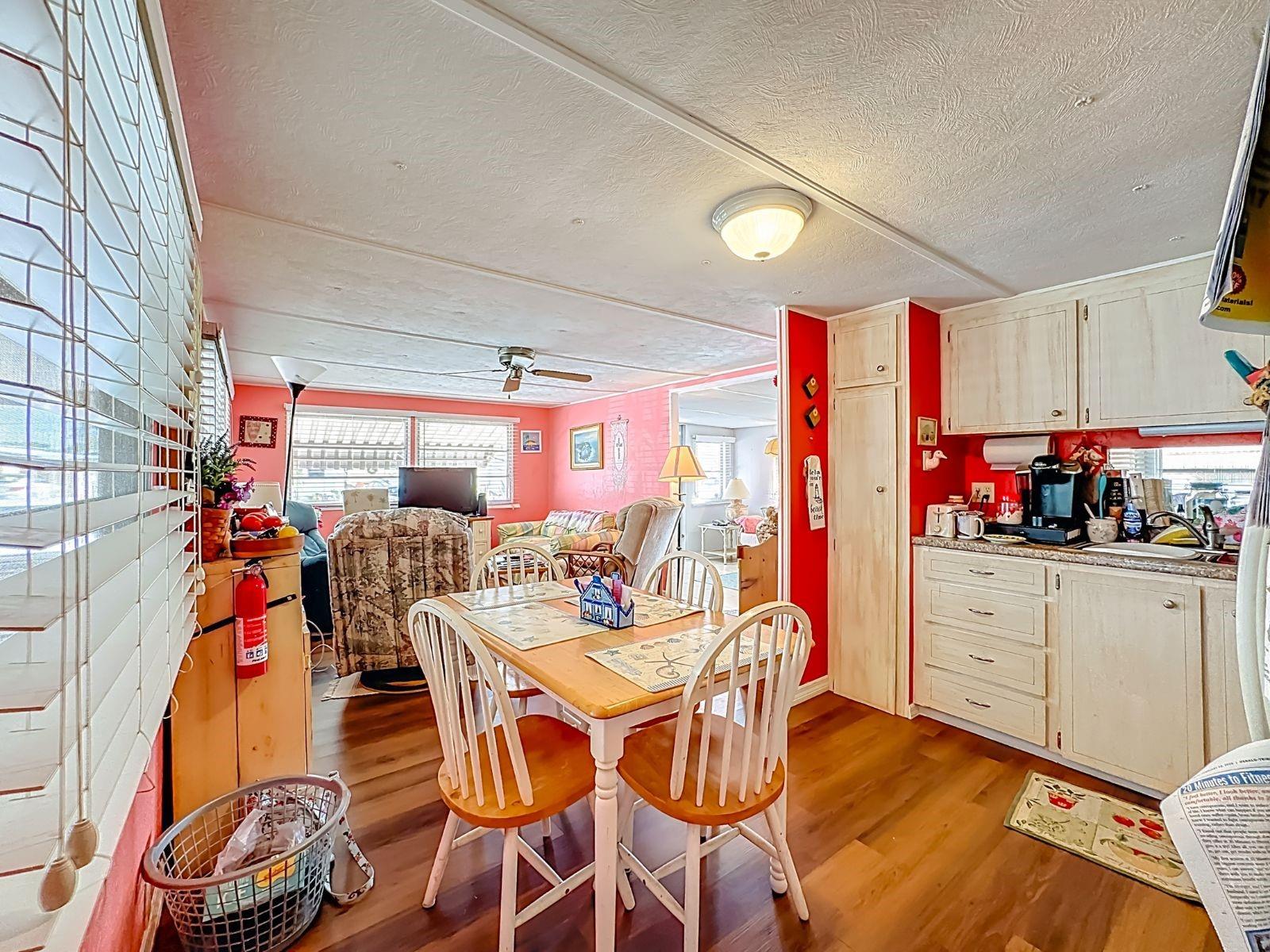 411 TROPIC DR W, PALMETTO, FL, 34221