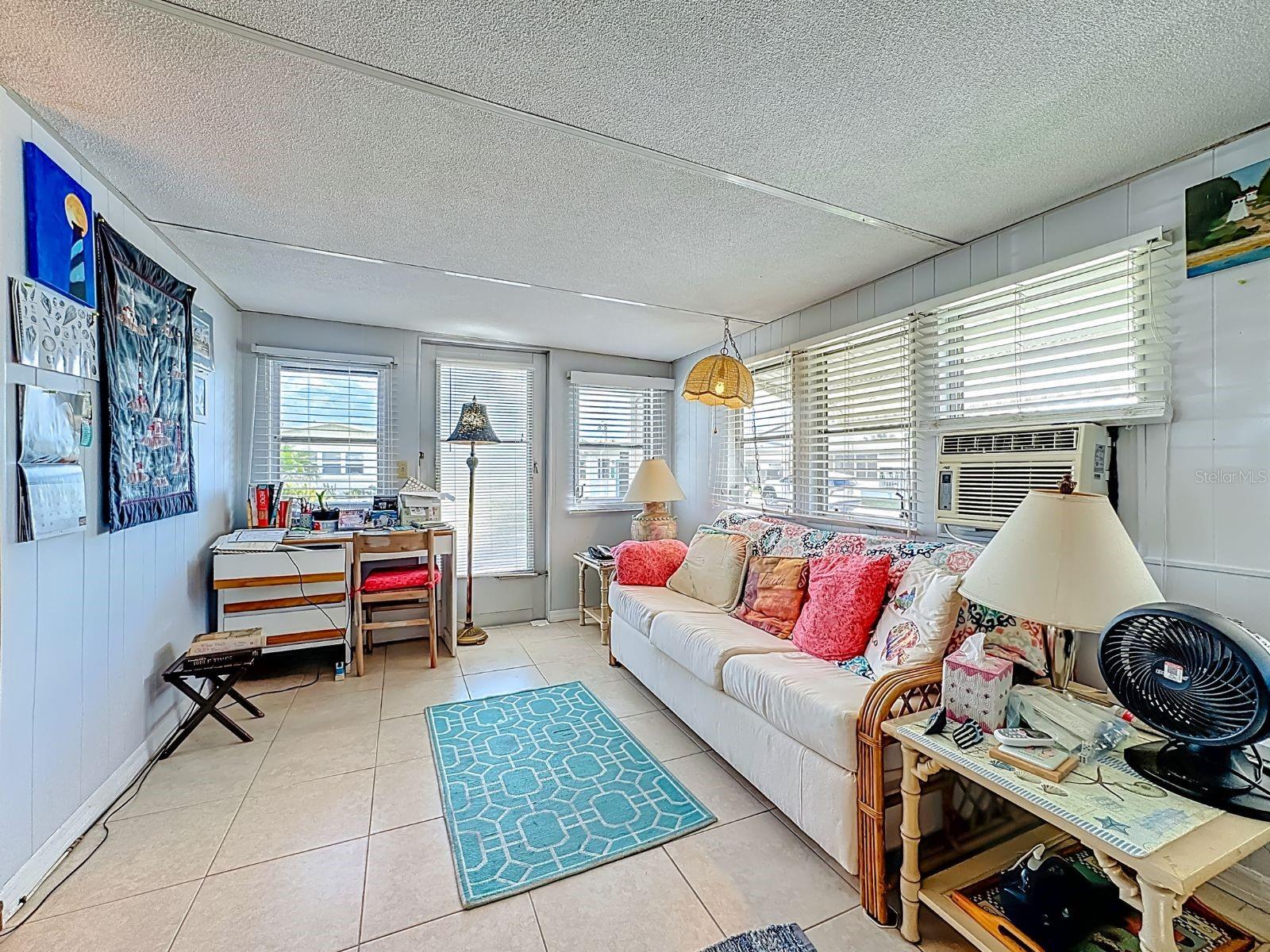 411 TROPIC DR W, PALMETTO, FL, 34221