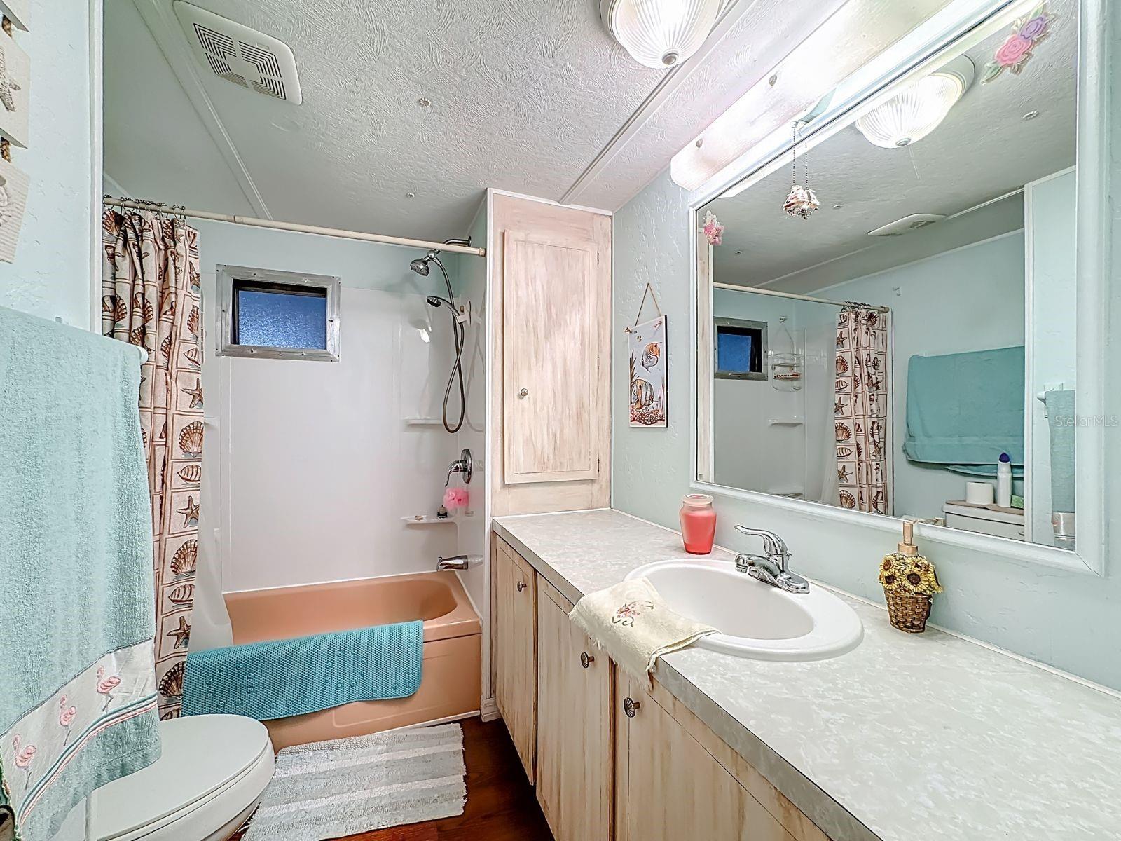 411 TROPIC DR W, PALMETTO, FL, 34221