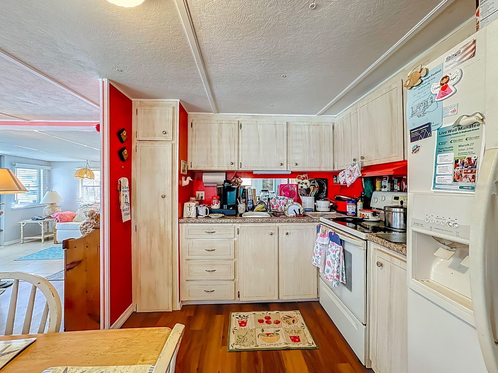 411 TROPIC DR W, PALMETTO, FL, 34221