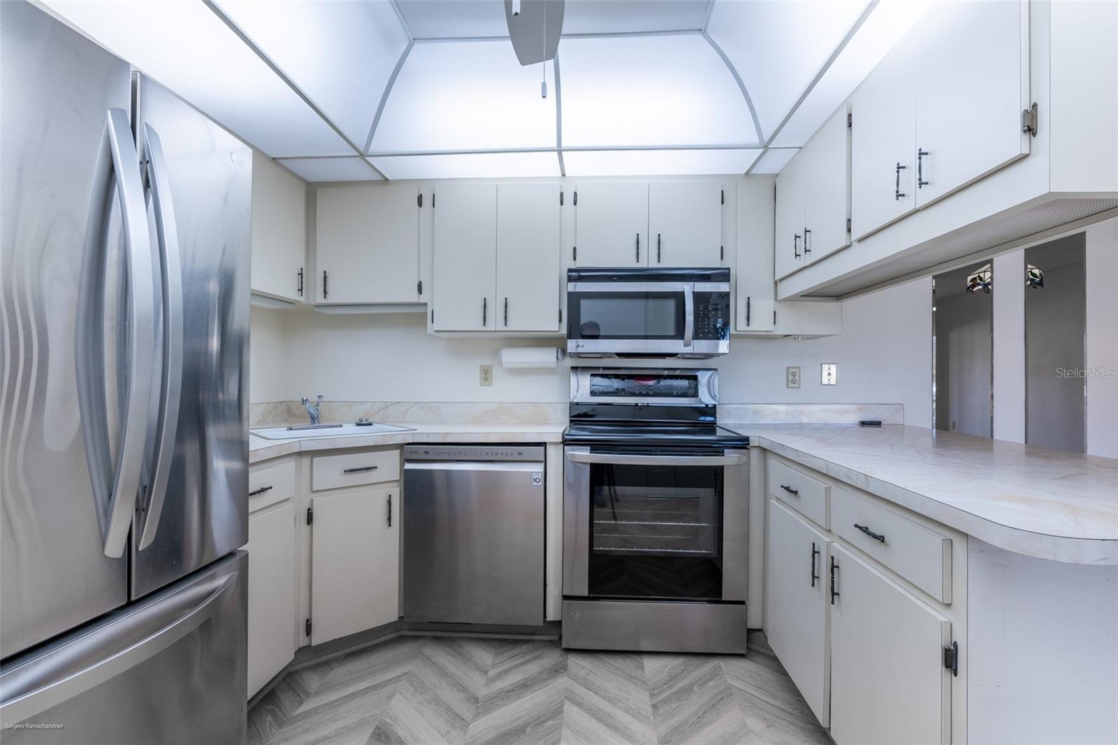 2300 AARON ST #114, PORT CHARLOTTE, FL, 33952