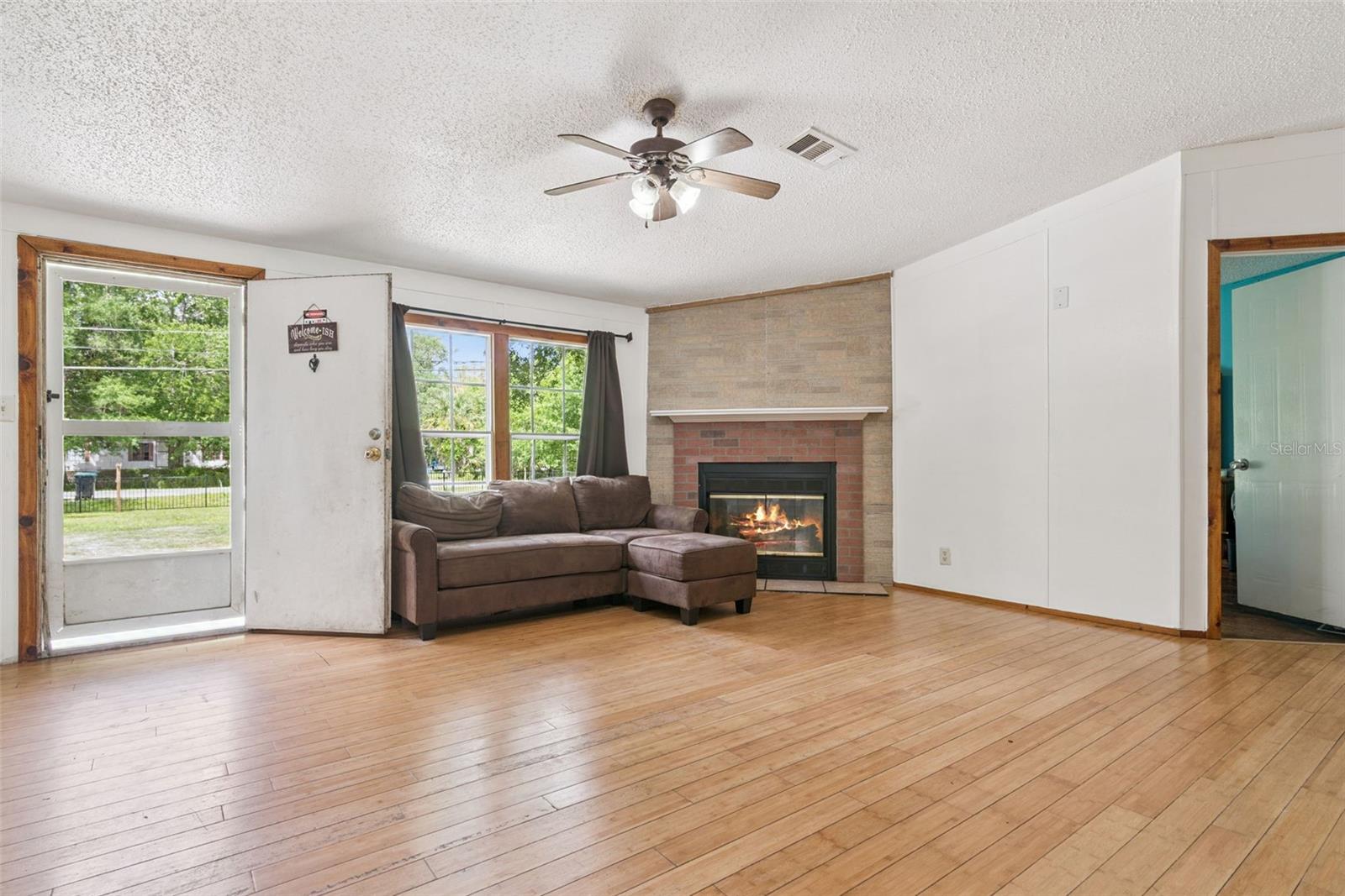 1403 SAINT NICHOLAS AVE, CHRISTMAS, FL, 32709