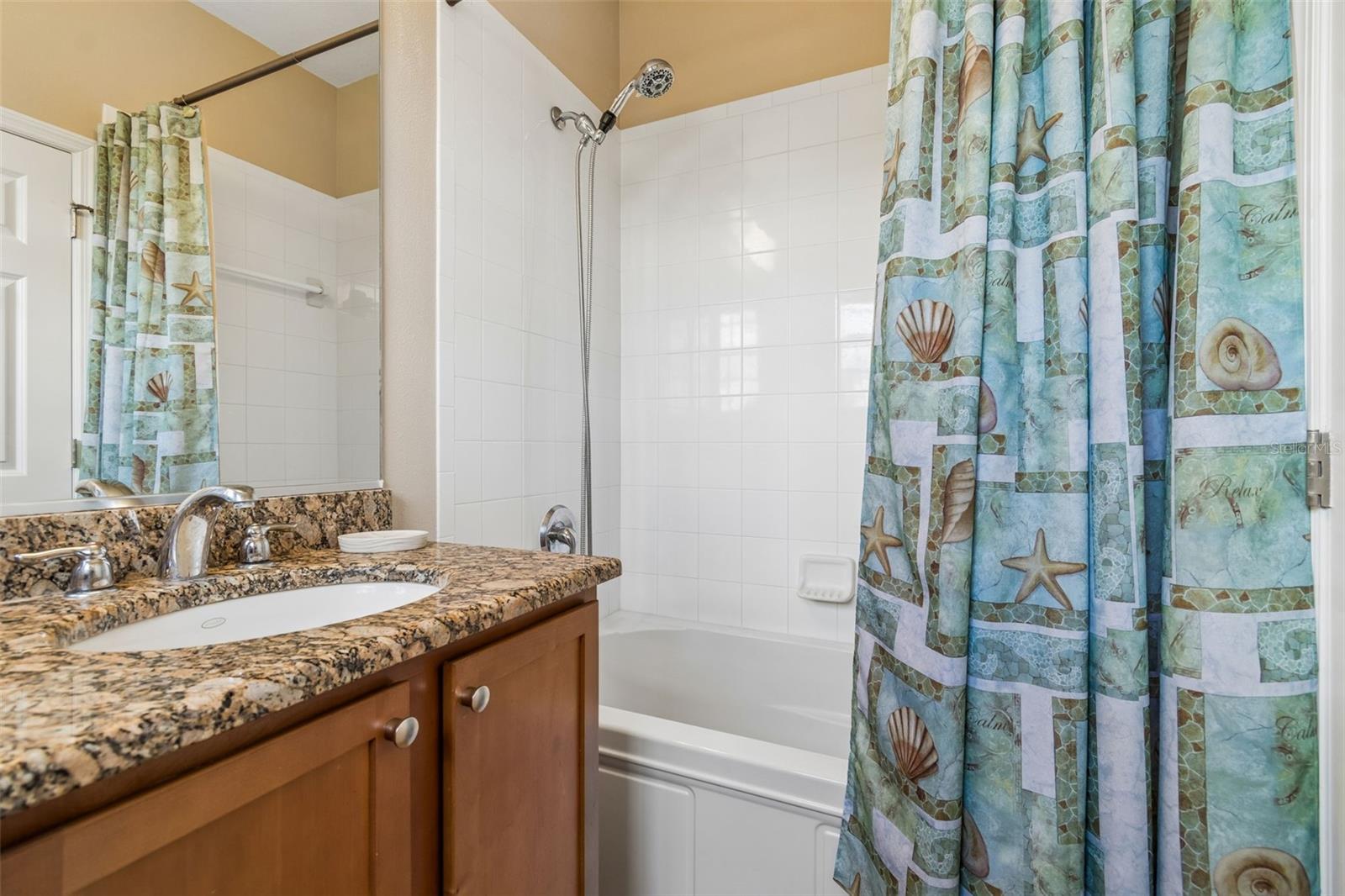 454 BAHIA BEACH BLVD, RUSKIN, FL, 33570