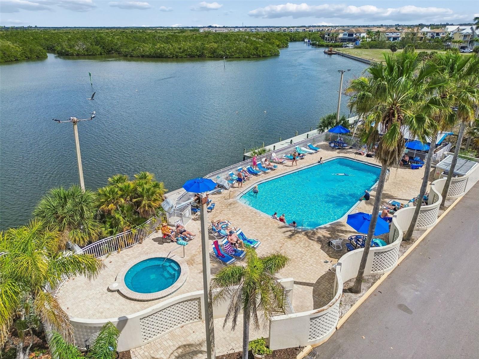 454 BAHIA BEACH BLVD, RUSKIN, FL, 33570