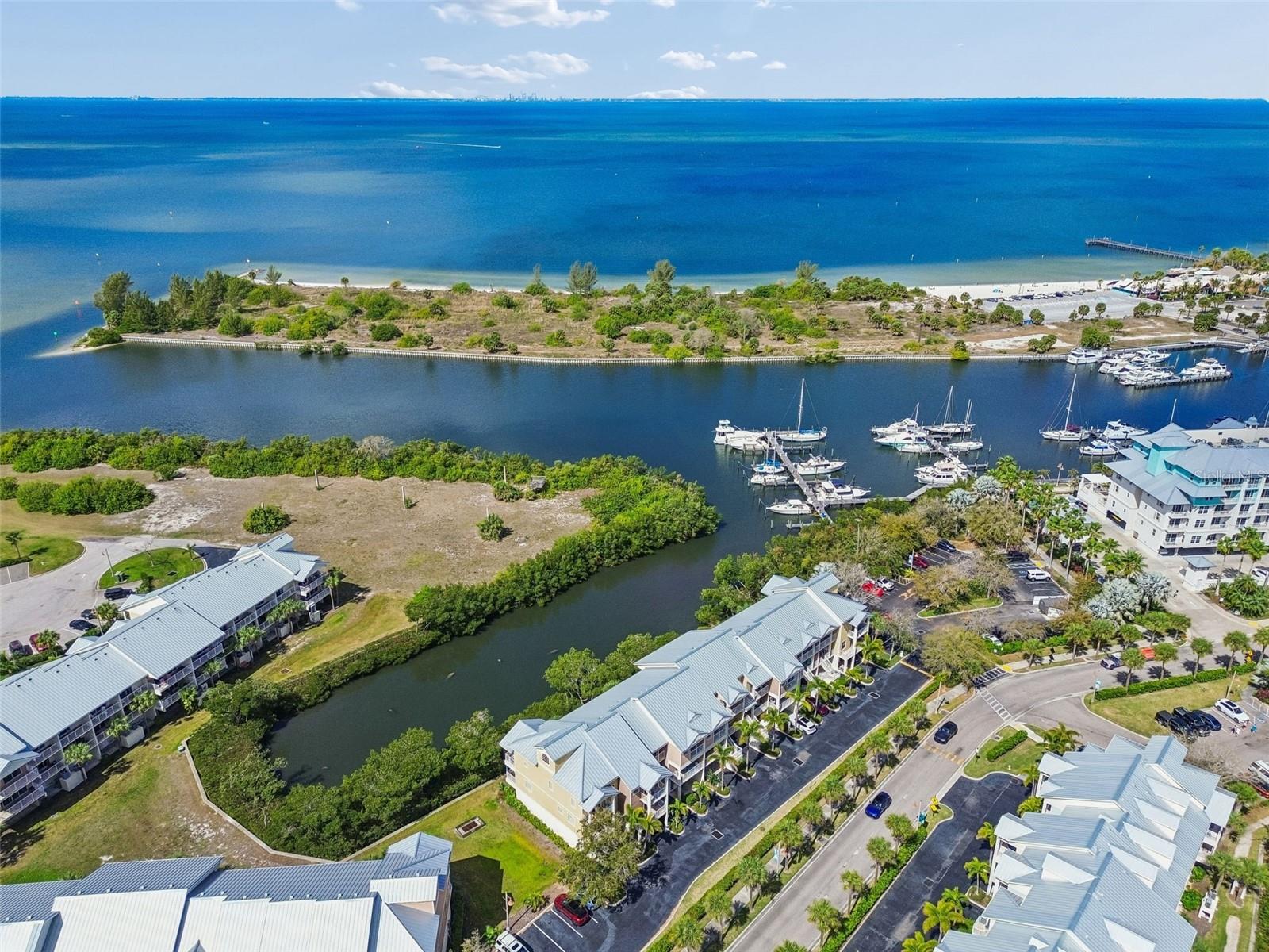 454 BAHIA BEACH BLVD, RUSKIN, FL, 33570