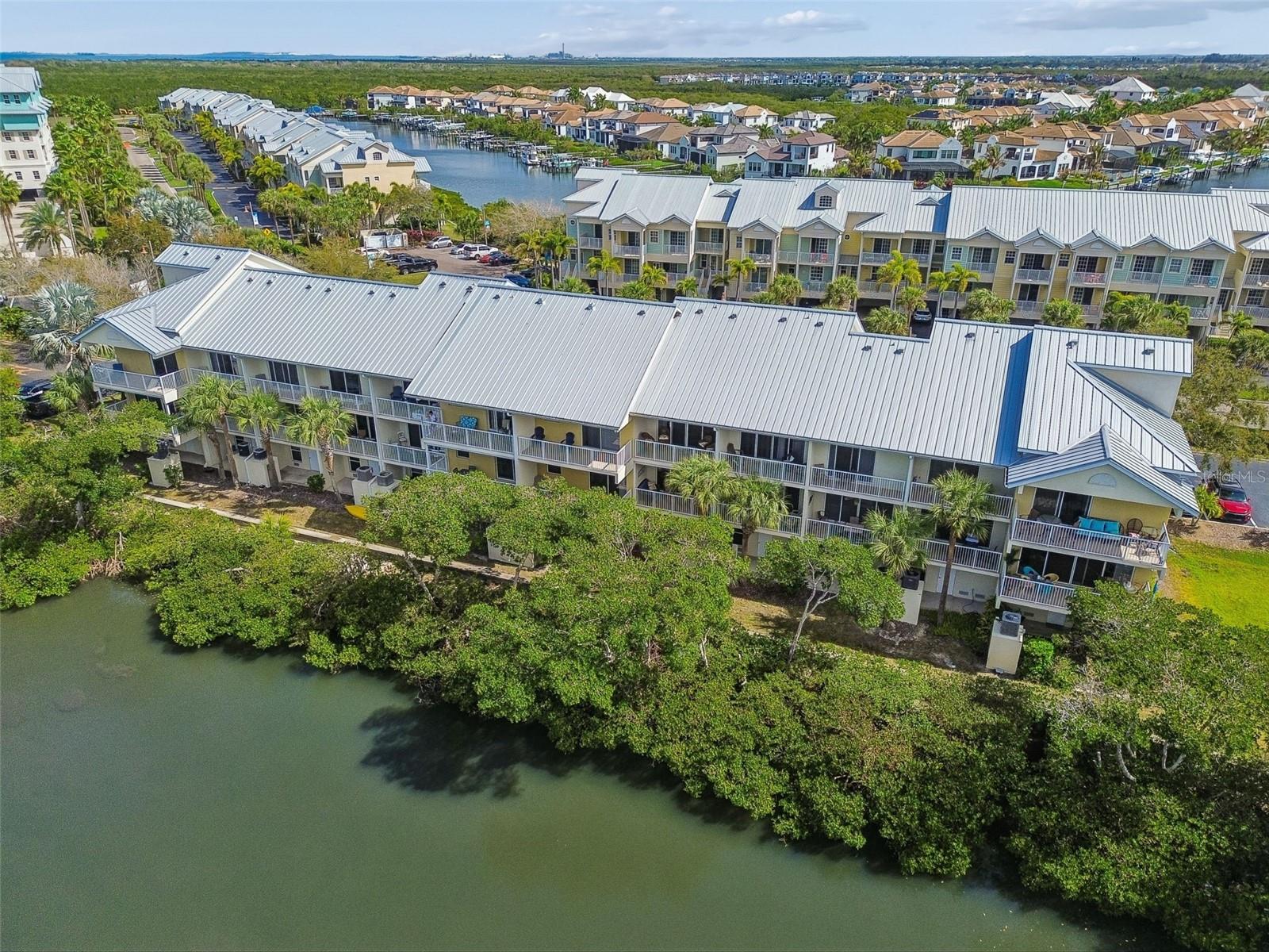 454 BAHIA BEACH BLVD, RUSKIN, FL, 33570
