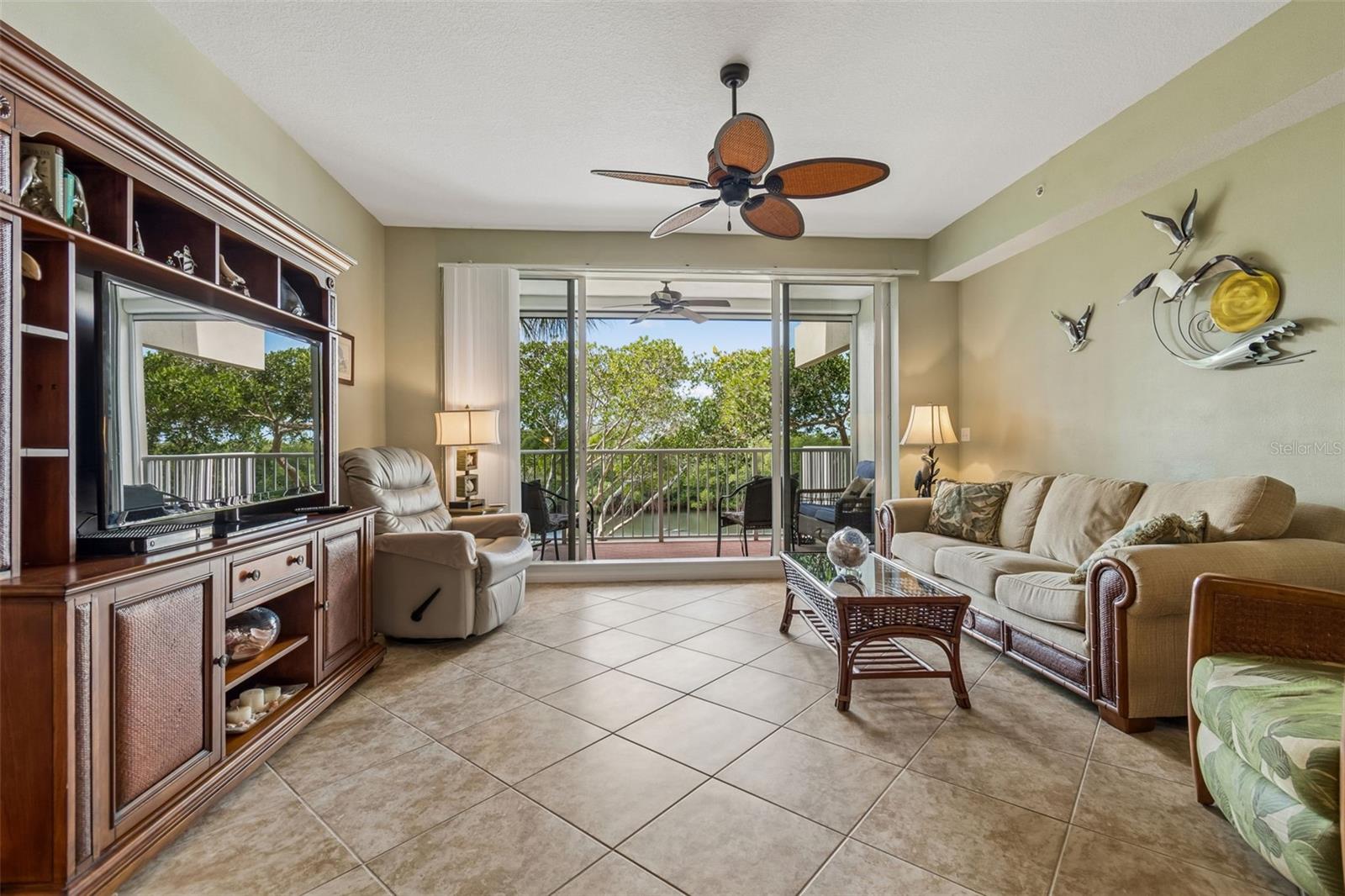 454 BAHIA BEACH BLVD, RUSKIN, FL, 33570