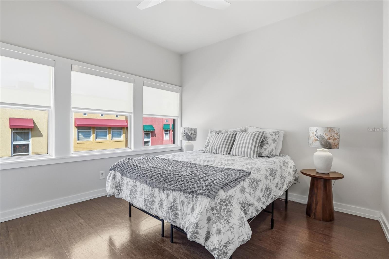 106 FAREHAM PL N, ST PETERSBURG, FL, 33701