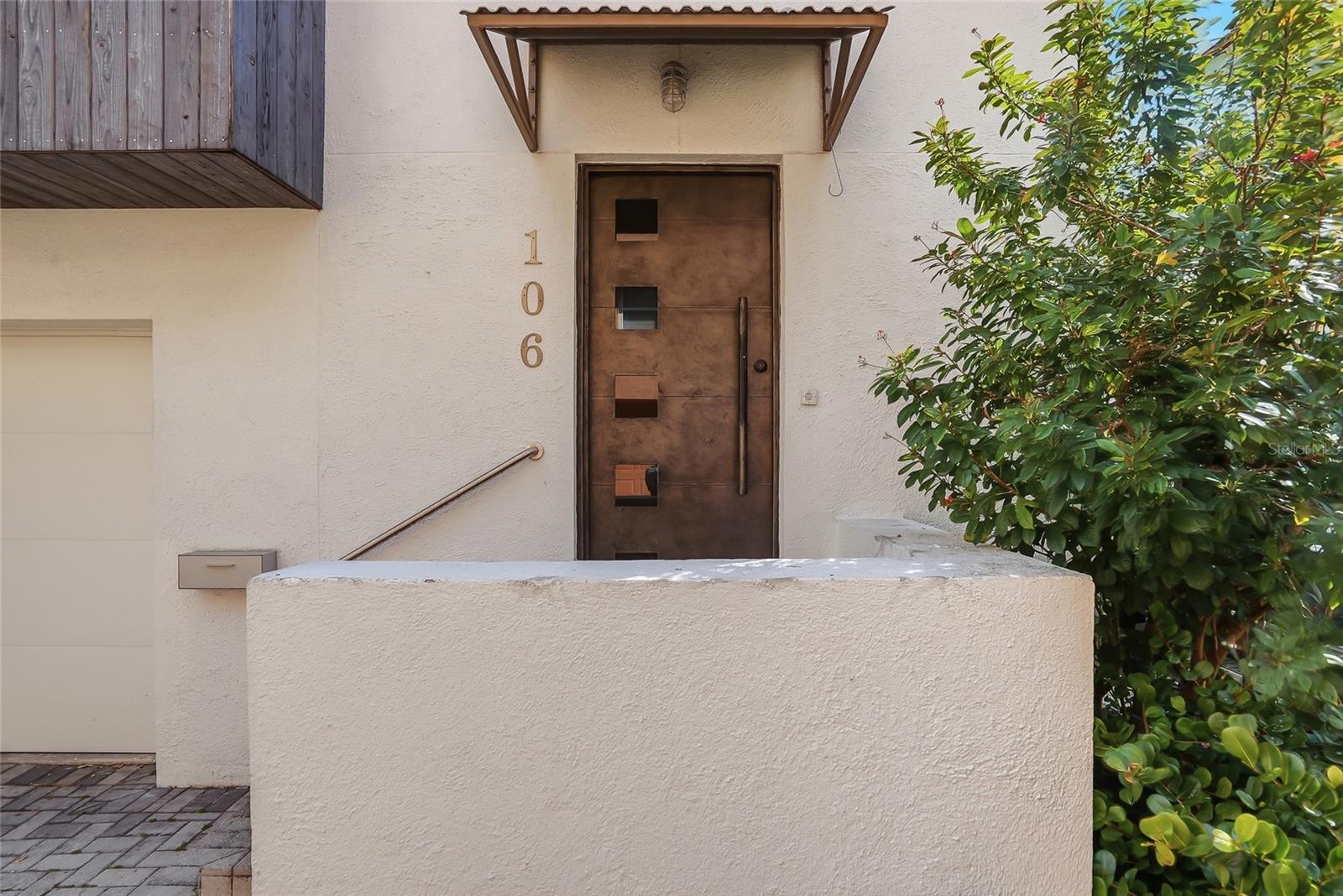 106 FAREHAM PL N, ST PETERSBURG, FL, 33701