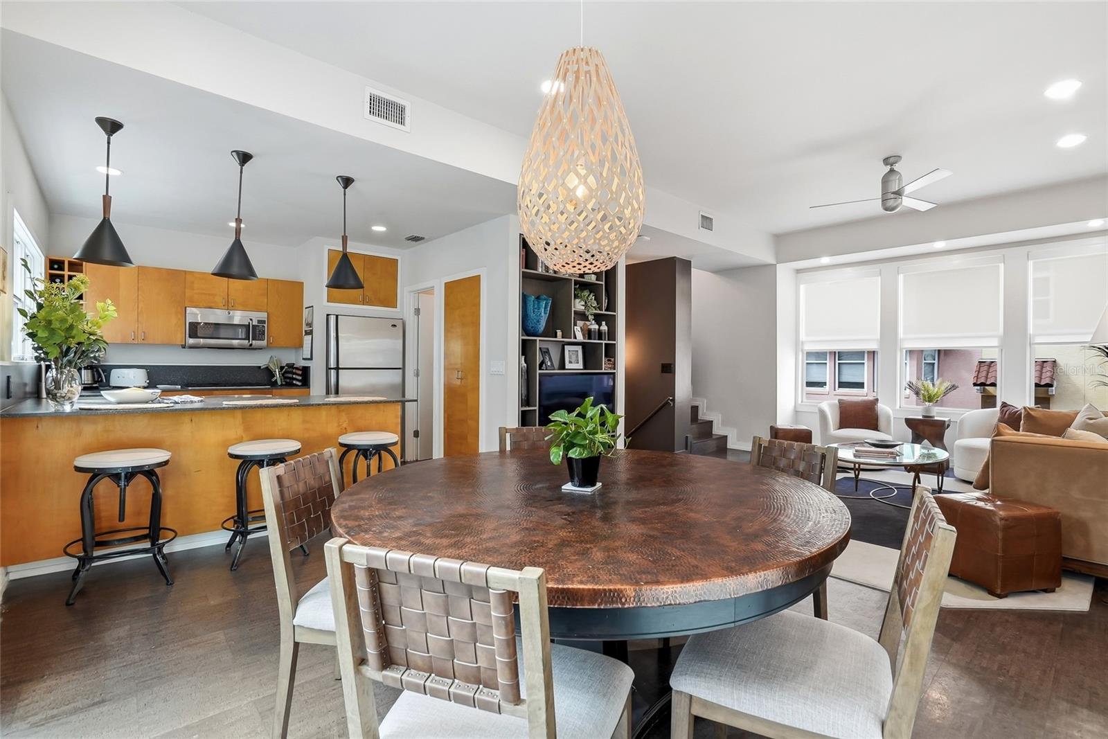 106 FAREHAM PL N, ST PETERSBURG, FL, 33701