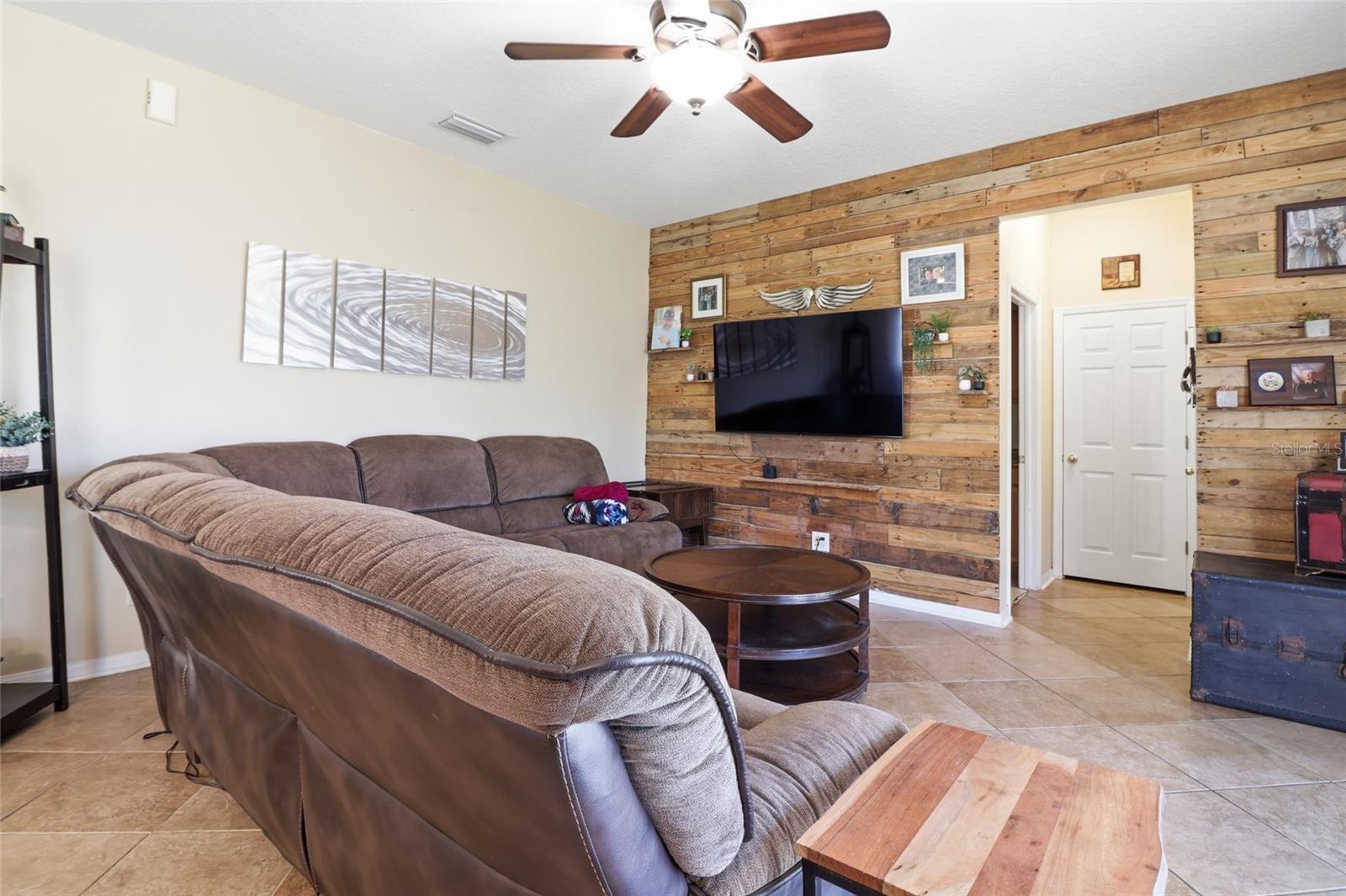 3907 91ST AVE E, PARRISH, FL, 34219