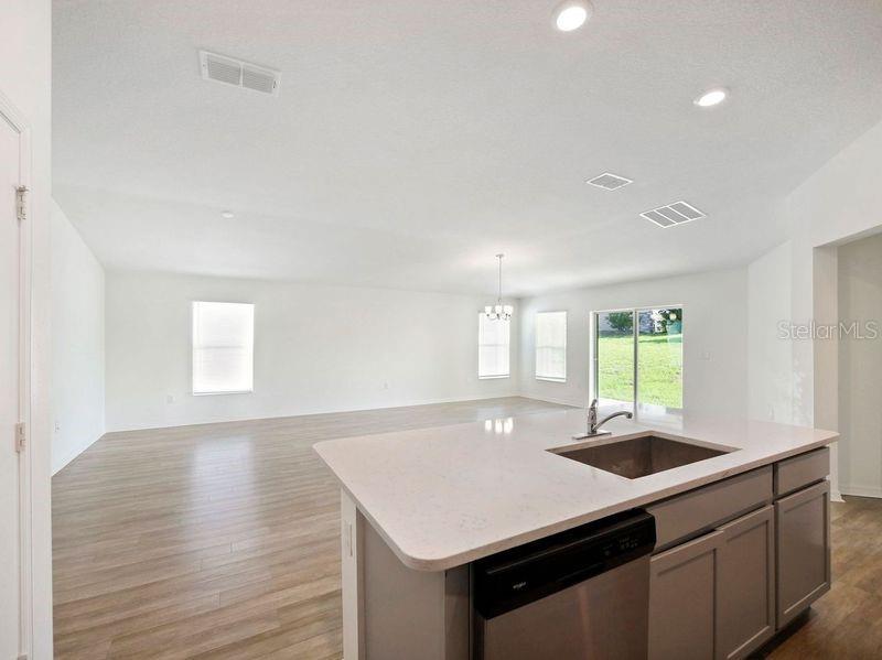 2395 BISCOTTO CIR, DAVENPORT, FL, 33897