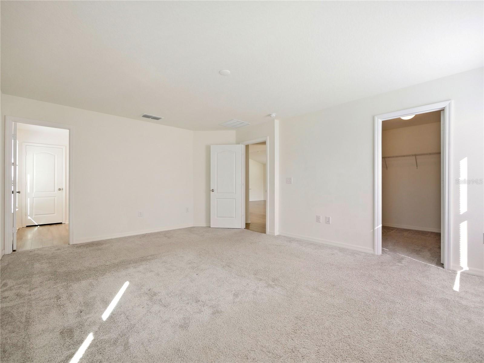 2395 BISCOTTO CIR, DAVENPORT, FL, 33897