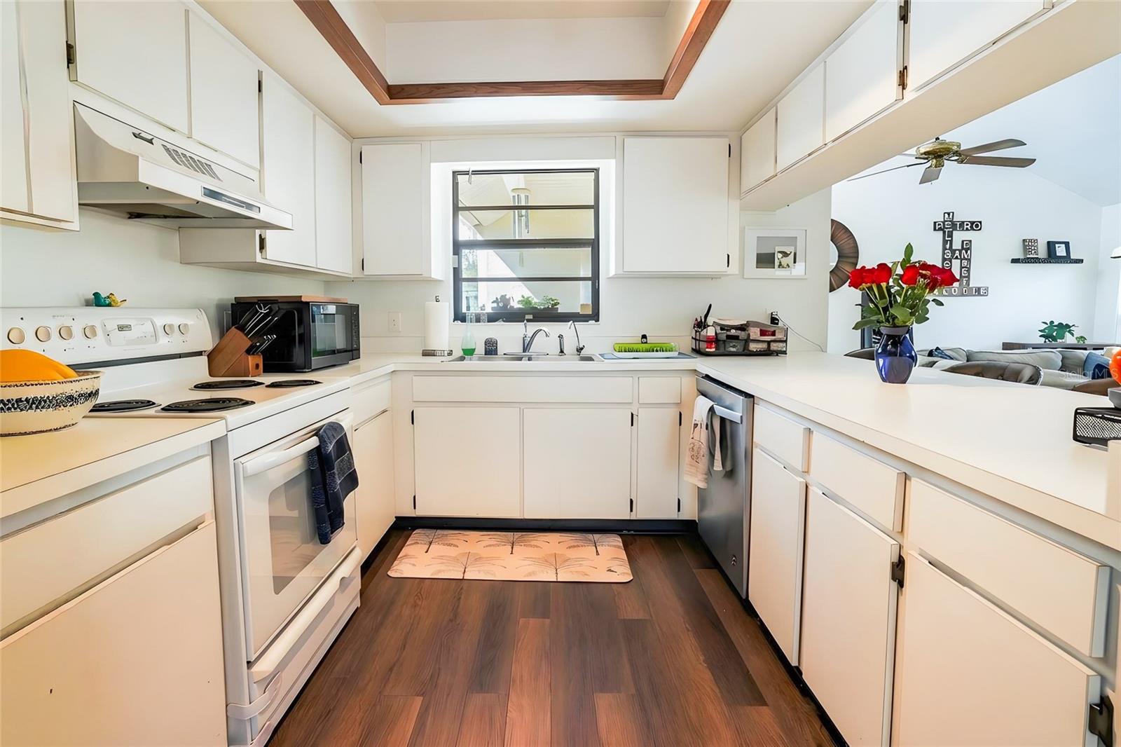 2506 BORDEAUX WAY, LUTZ, FL, 33559