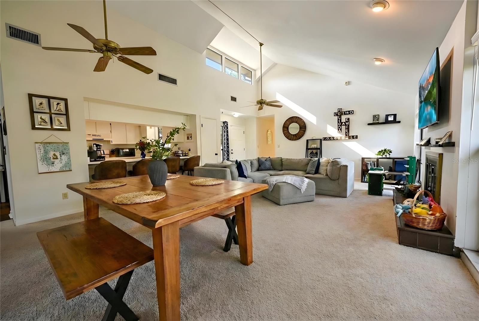 2506 BORDEAUX WAY, LUTZ, FL, 33559