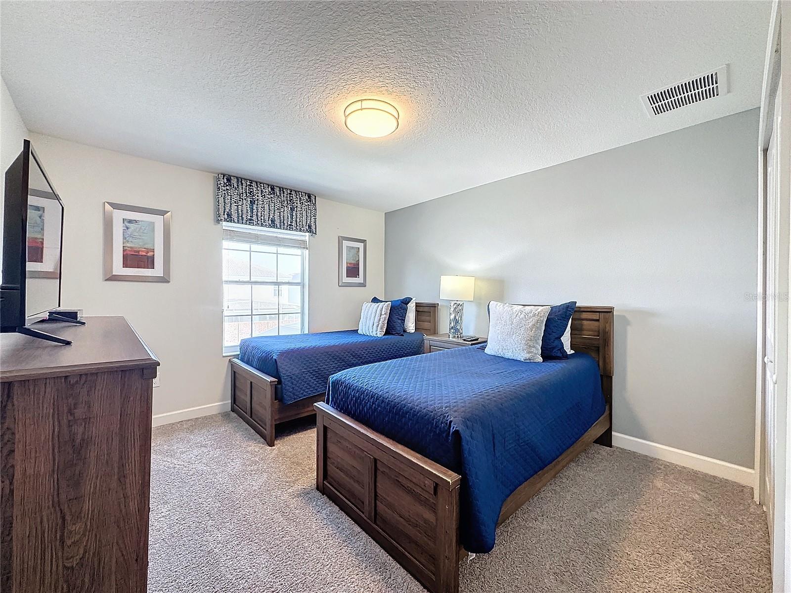 9043 DOGLEG DR, DAVENPORT, FL, 33896