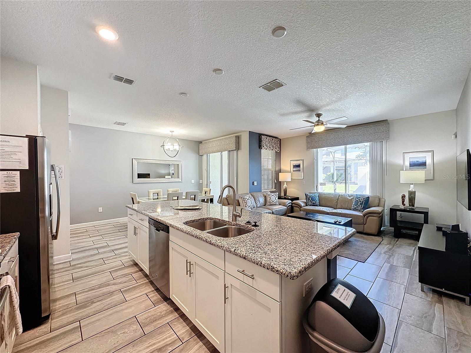 9043 DOGLEG DR, DAVENPORT, FL, 33896