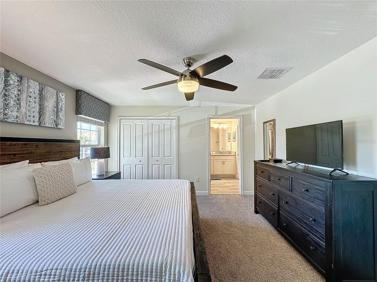 9043 DOGLEG DR, DAVENPORT, FL, 33896