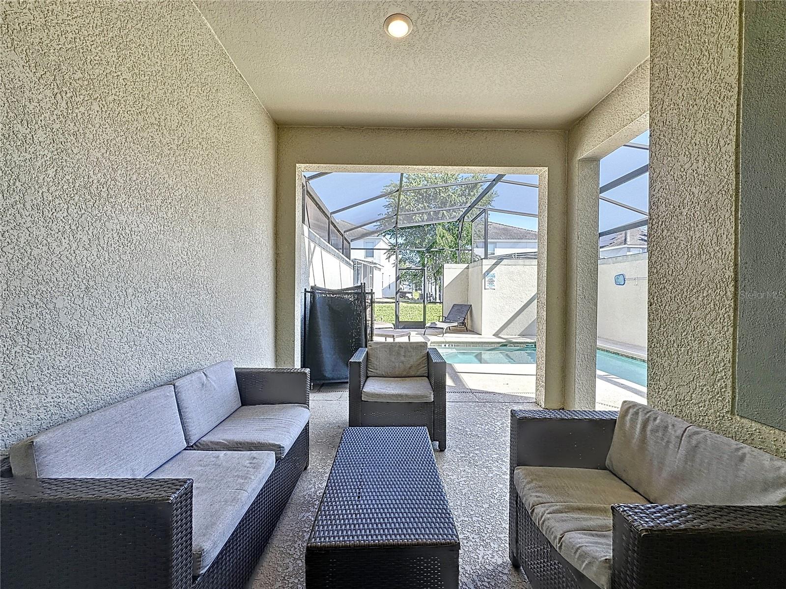 9043 DOGLEG DR, DAVENPORT, FL, 33896