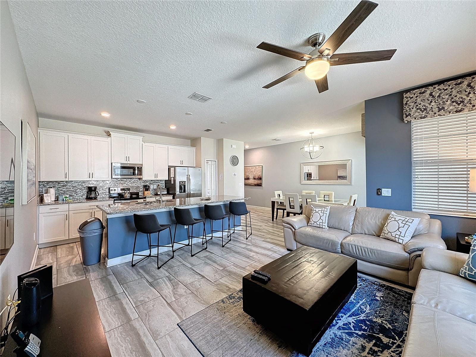 9043 DOGLEG DR, DAVENPORT, FL, 33896