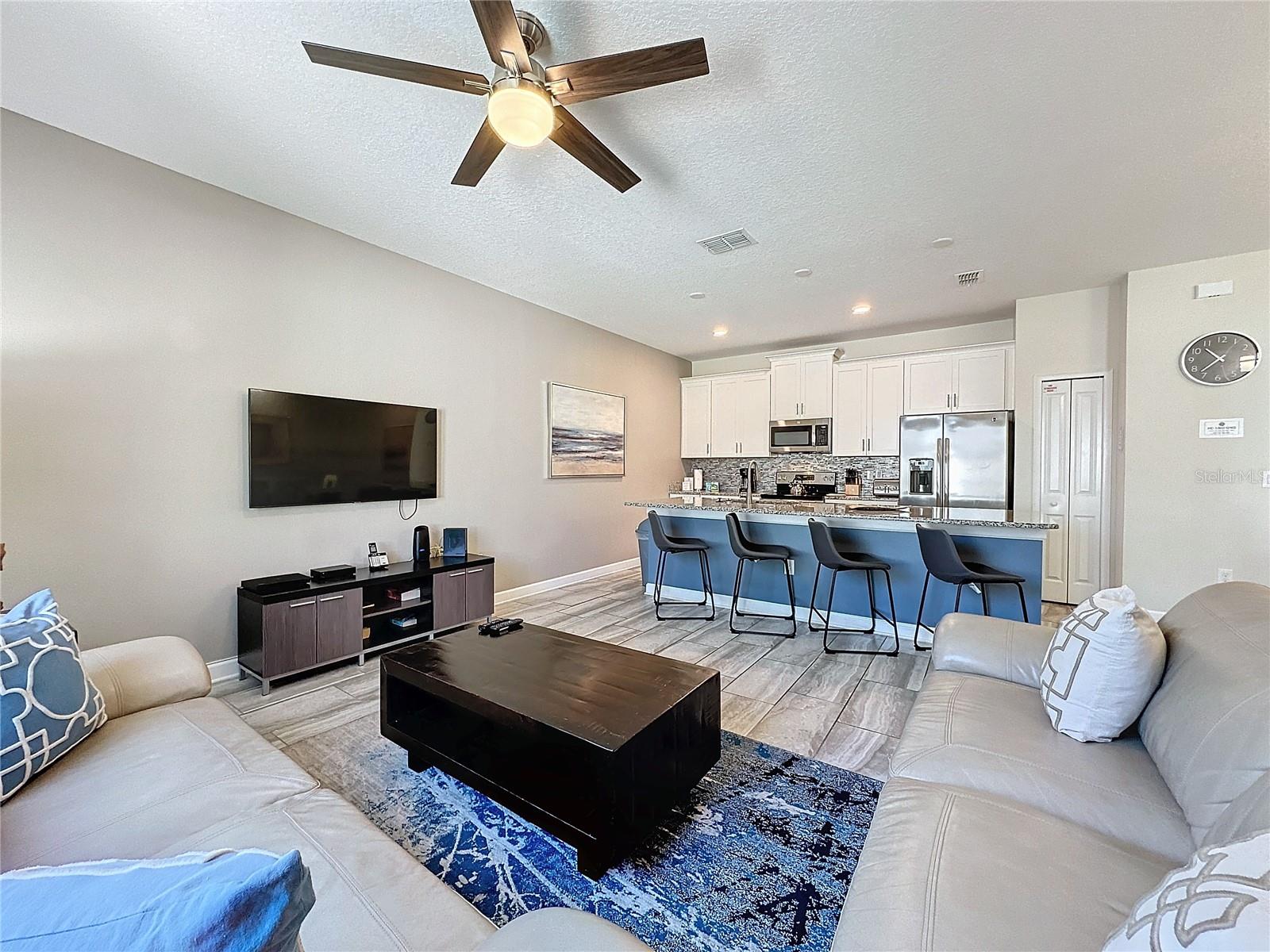 9043 DOGLEG DR, DAVENPORT, FL, 33896