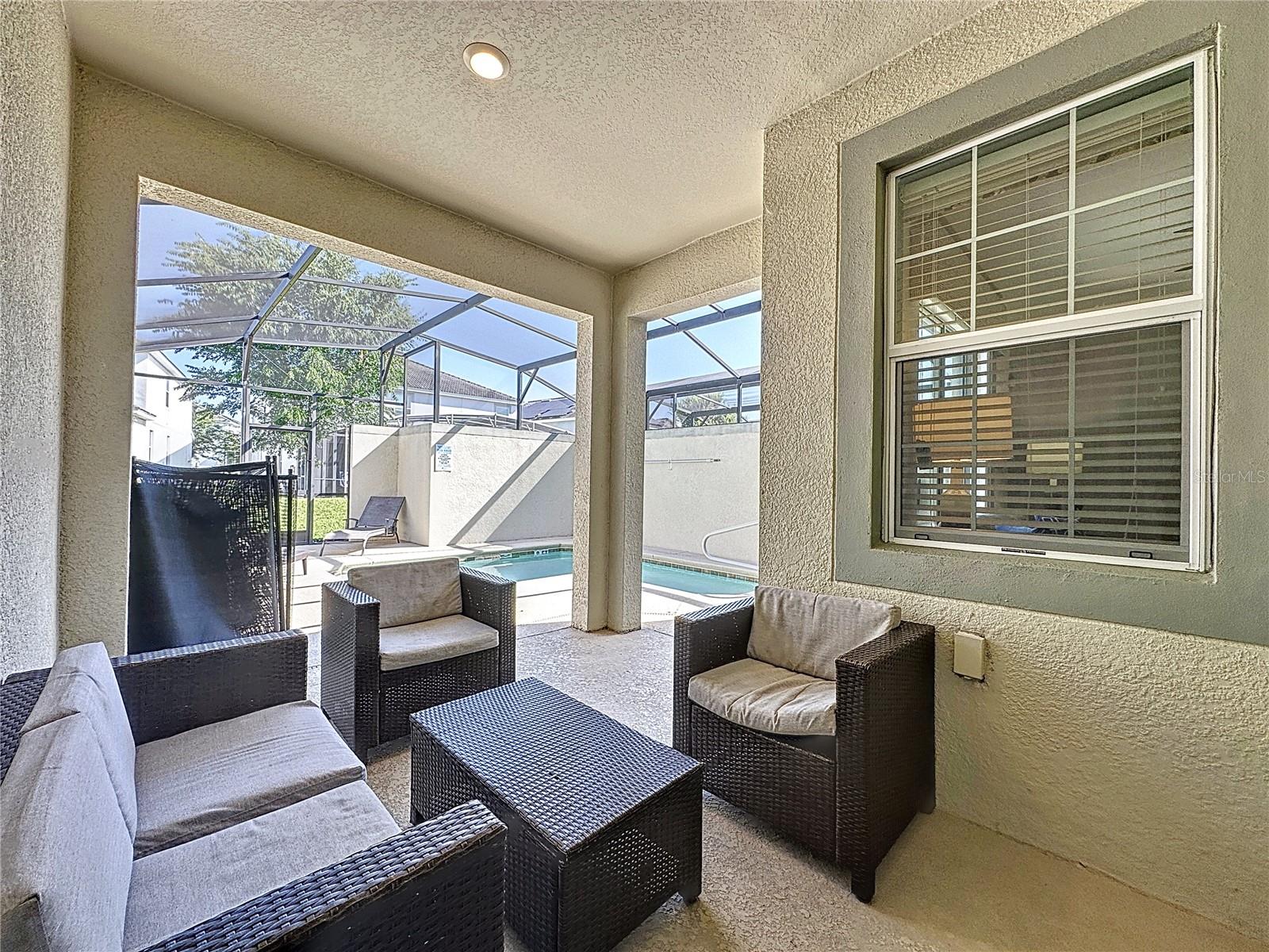 9043 DOGLEG DR, DAVENPORT, FL, 33896