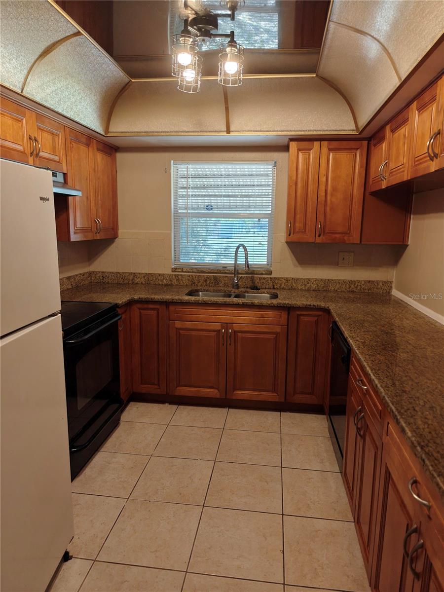 2760 62ND TER N, ST PETERSBURG, FL, 33702