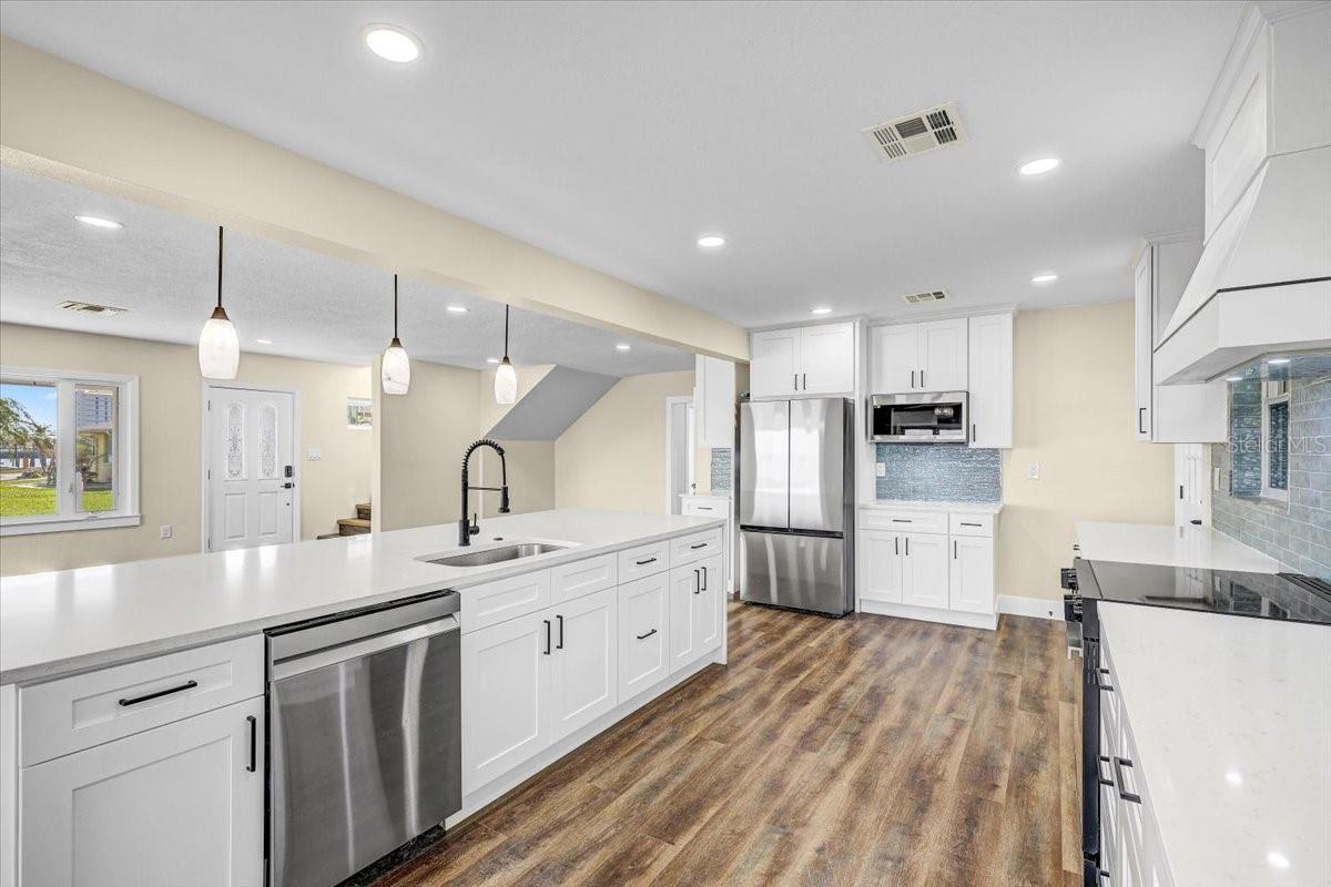 2201 RIVERVIEW BLVD, BRADENTON, FL, 34205