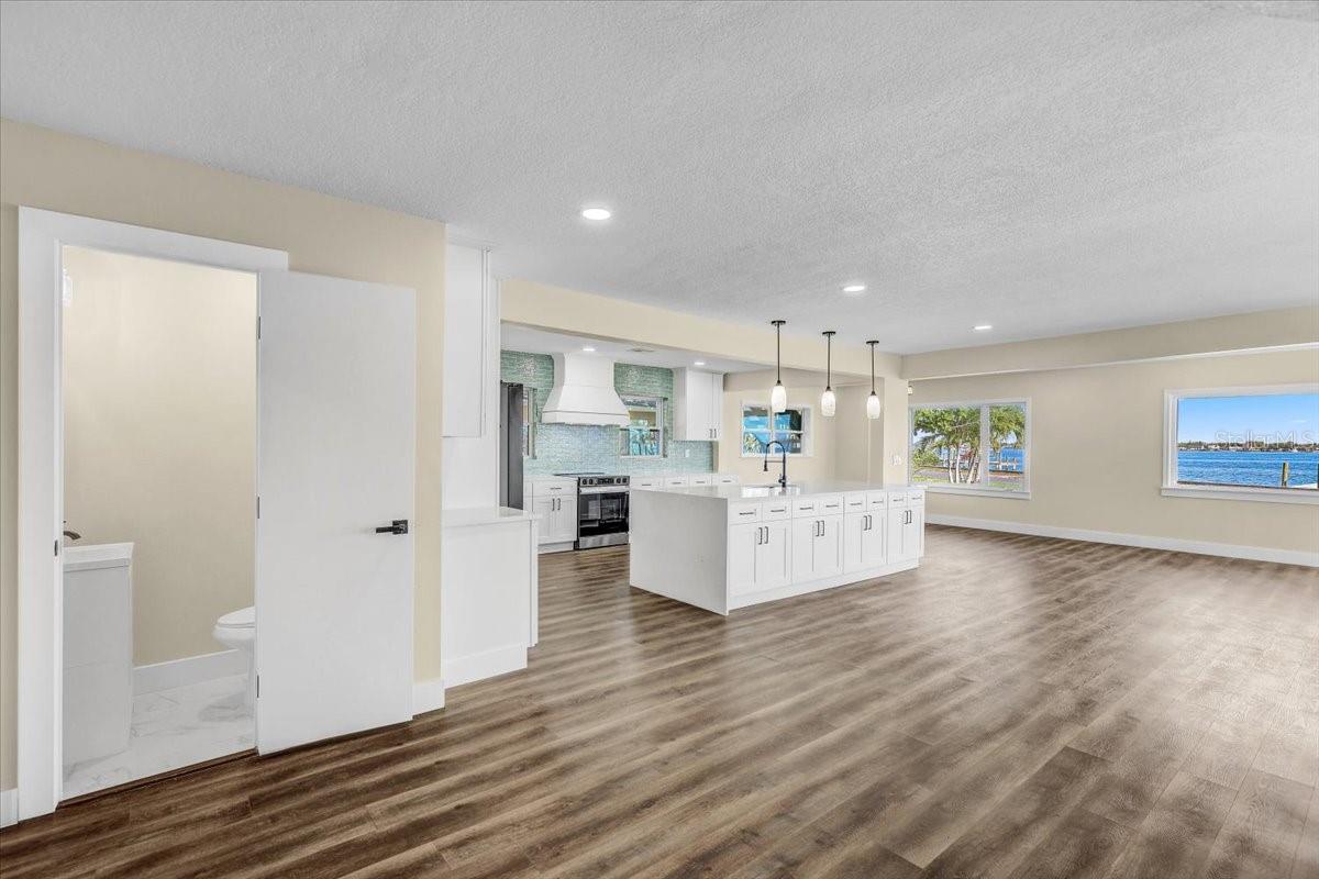 2201 RIVERVIEW BLVD, BRADENTON, FL, 34205