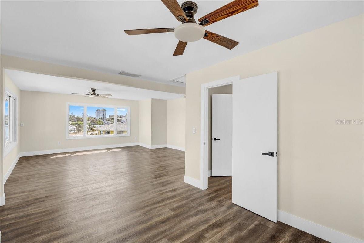 2201 RIVERVIEW BLVD, BRADENTON, FL, 34205