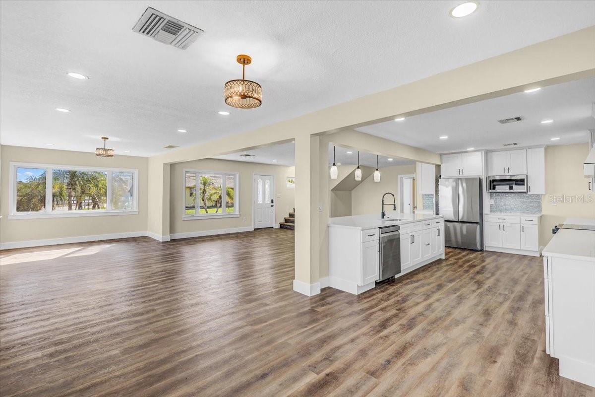 2201 RIVERVIEW BLVD, BRADENTON, FL, 34205