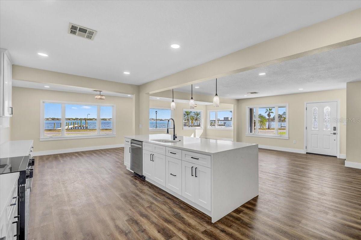 2201 RIVERVIEW BLVD, BRADENTON, FL, 34205