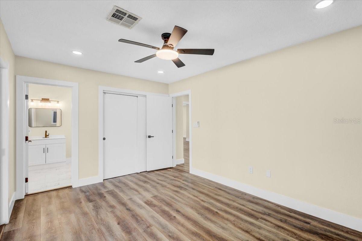 2201 RIVERVIEW BLVD, BRADENTON, FL, 34205