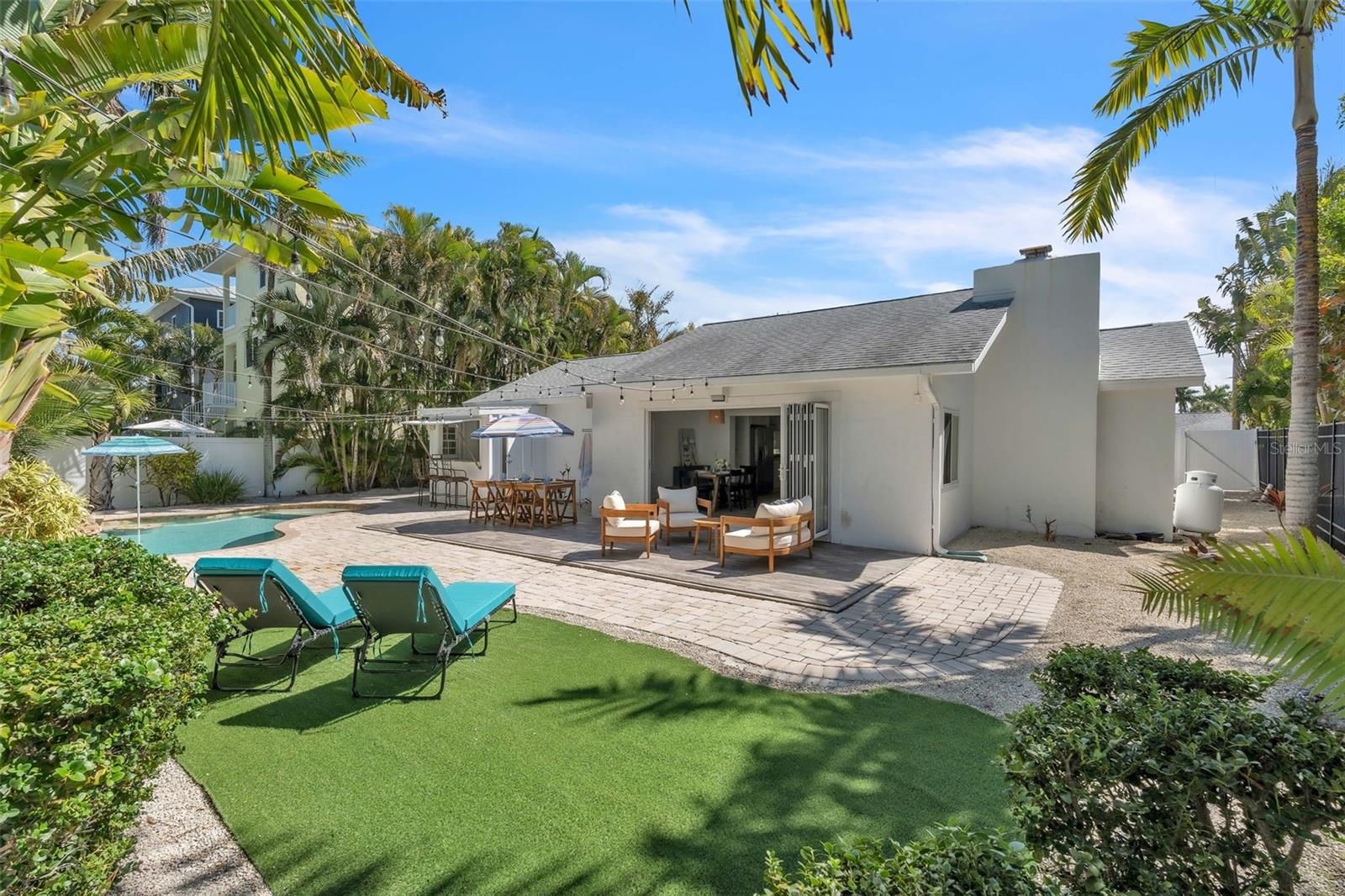 155 CRESCENT DR, ANNA MARIA, FL, 34216