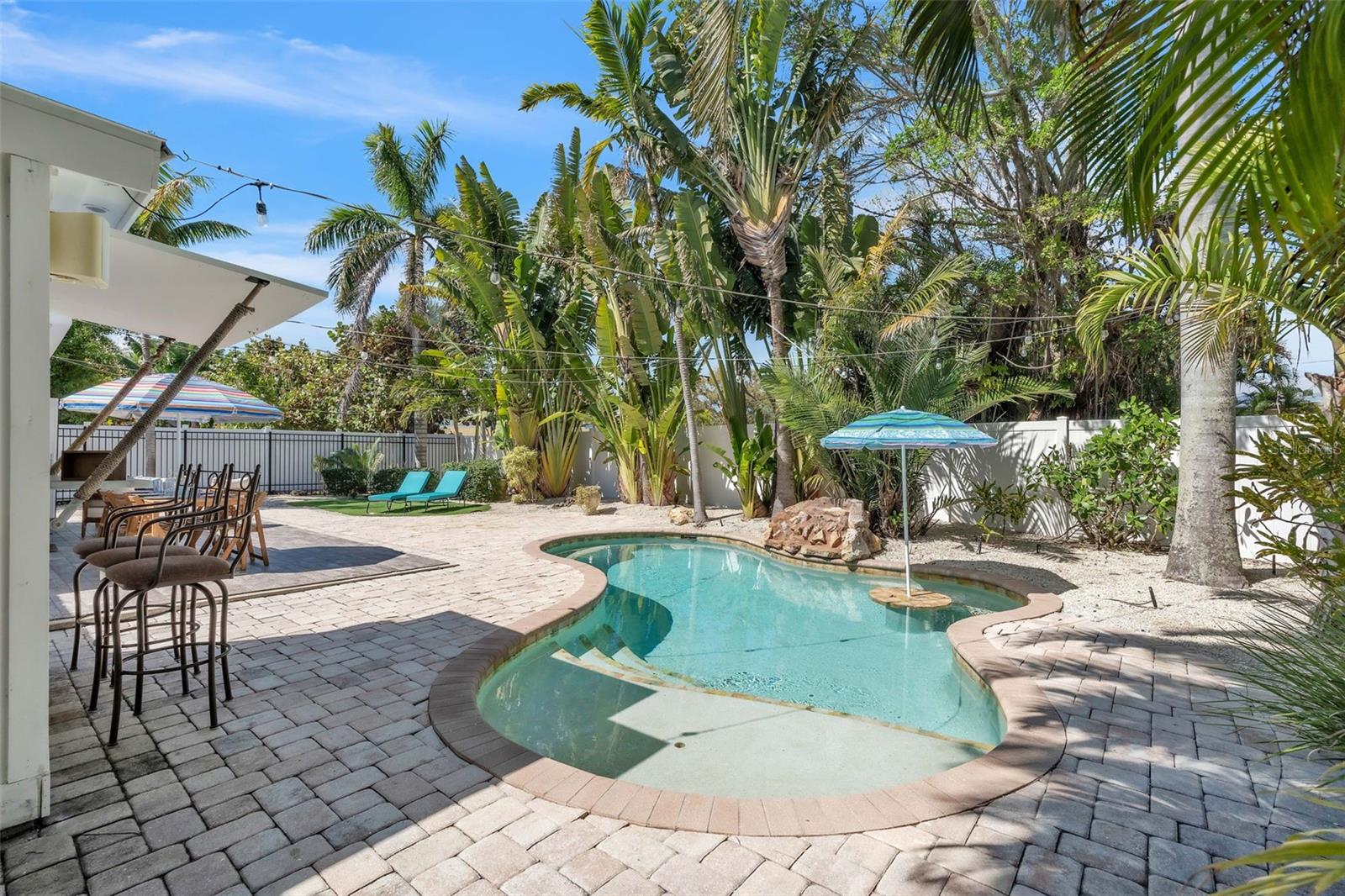 155 CRESCENT DR, ANNA MARIA, FL, 34216