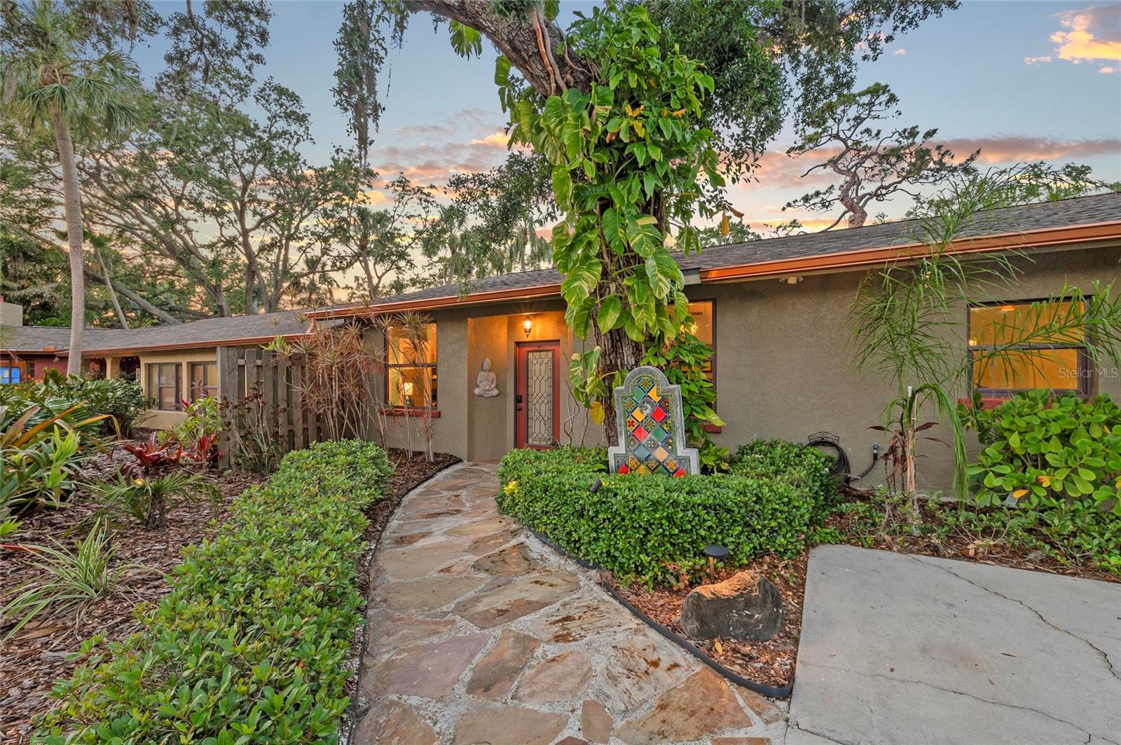 941 VIRGINIA DR, SARASOTA, FL, 34234