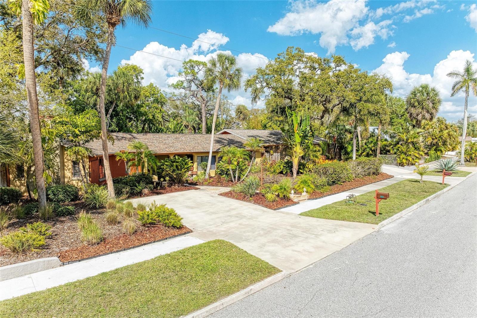941 VIRGINIA DR, SARASOTA, FL, 34234