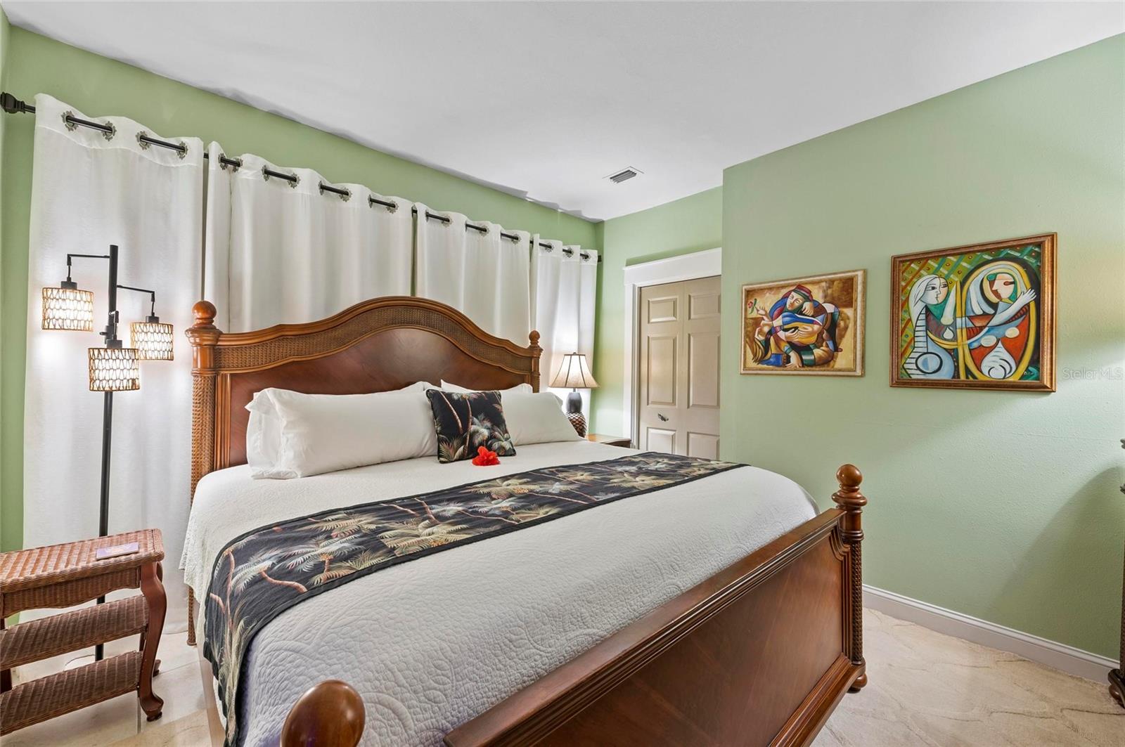 941 VIRGINIA DR, SARASOTA, FL, 34234