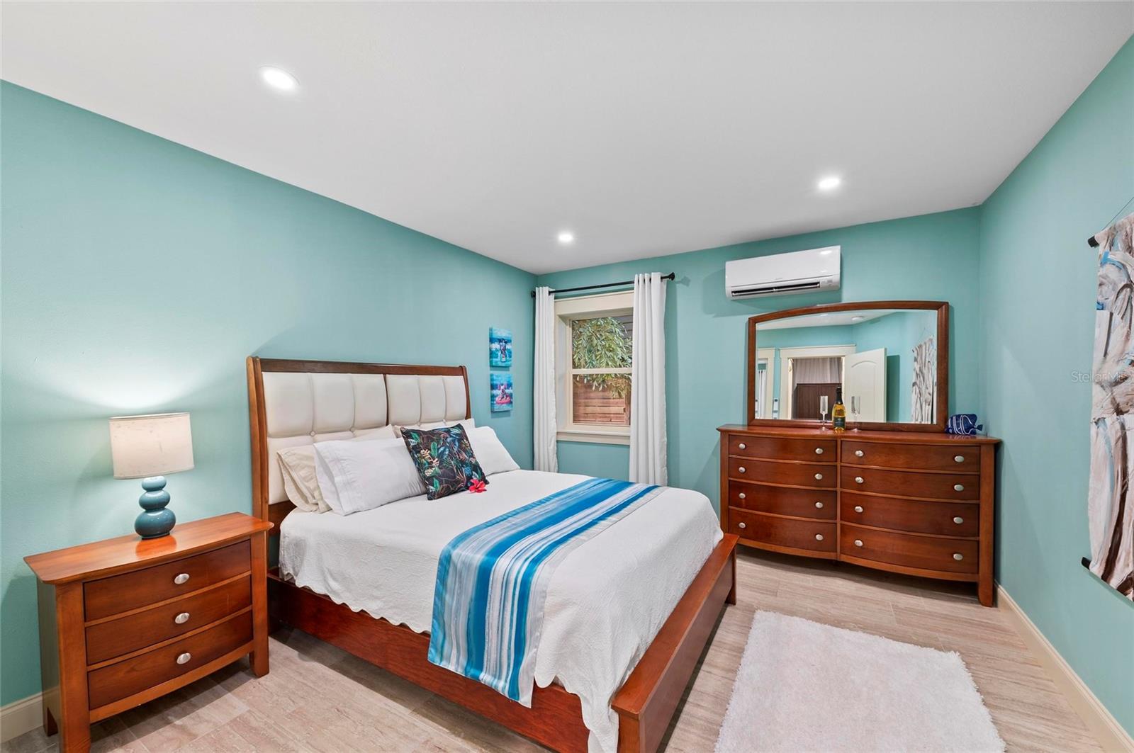 941 VIRGINIA DR, SARASOTA, FL, 34234
