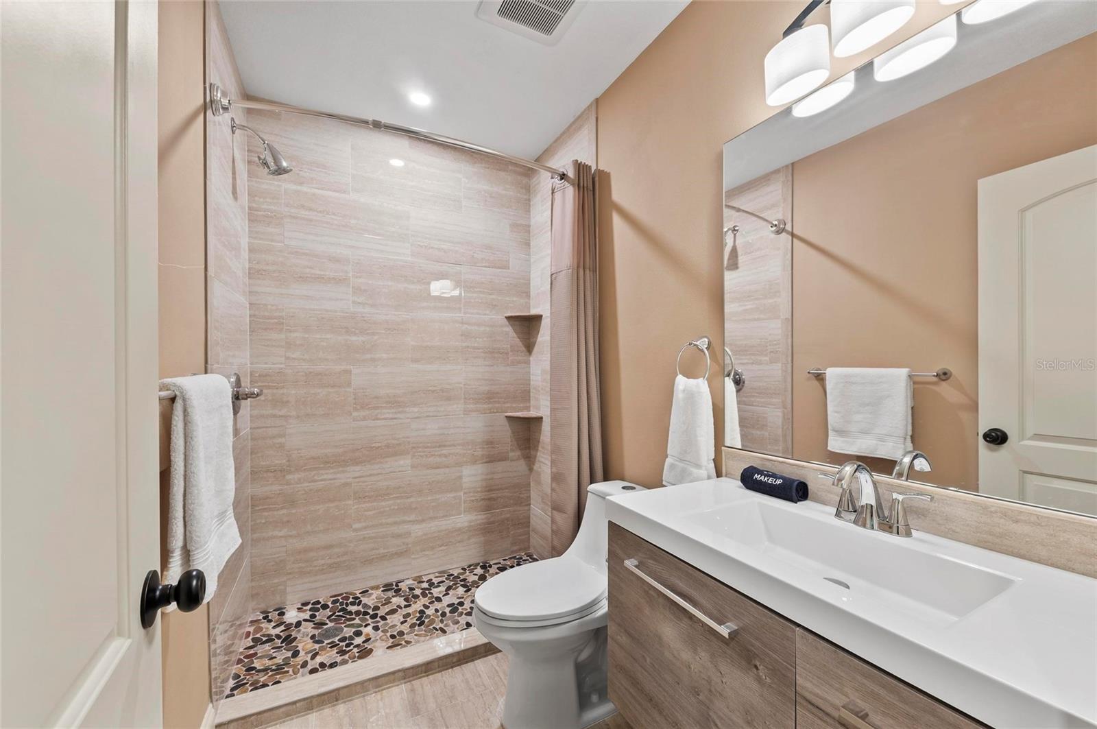 941 VIRGINIA DR, SARASOTA, FL, 34234