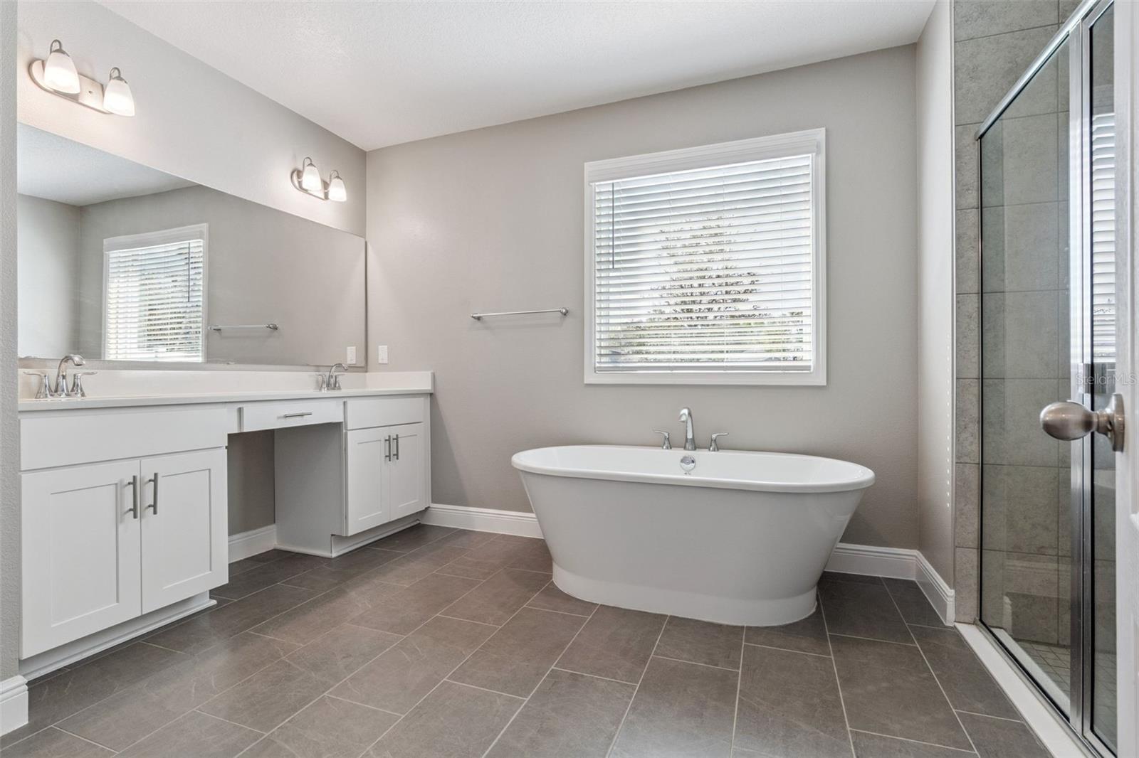 1076 BRADFORD RIDGE DR, LEESBURG, FL, 34748