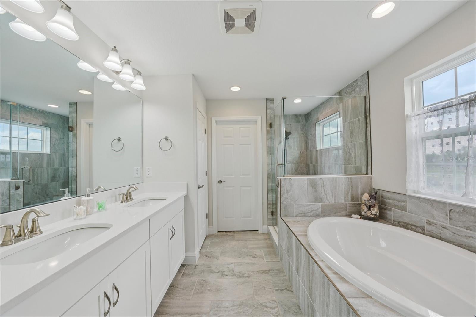 6169 GOLDEN NETTLE DR, APOLLO BEACH, FL, 33572