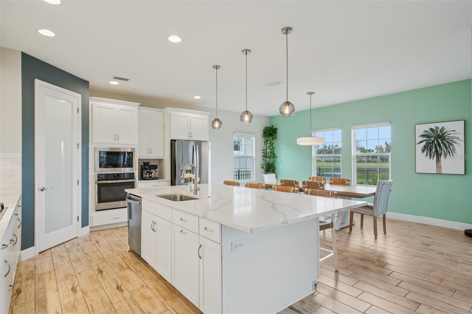 6169 GOLDEN NETTLE DR, APOLLO BEACH, FL, 33572