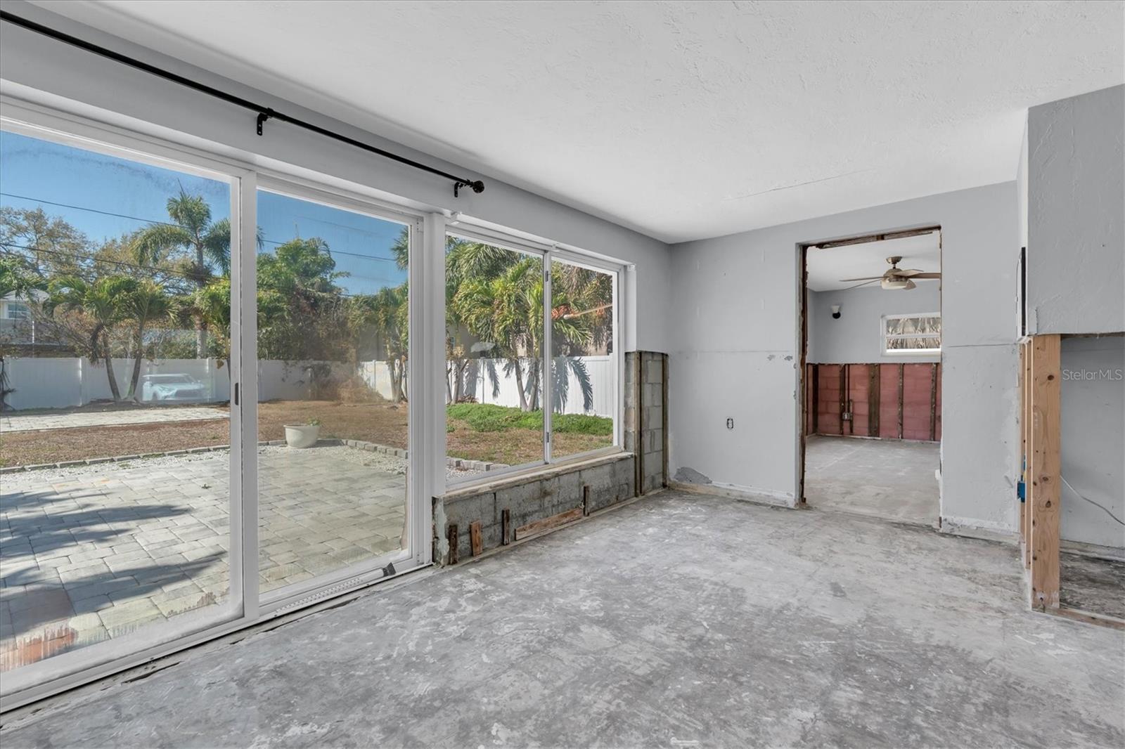 TB8481936 Property Photo